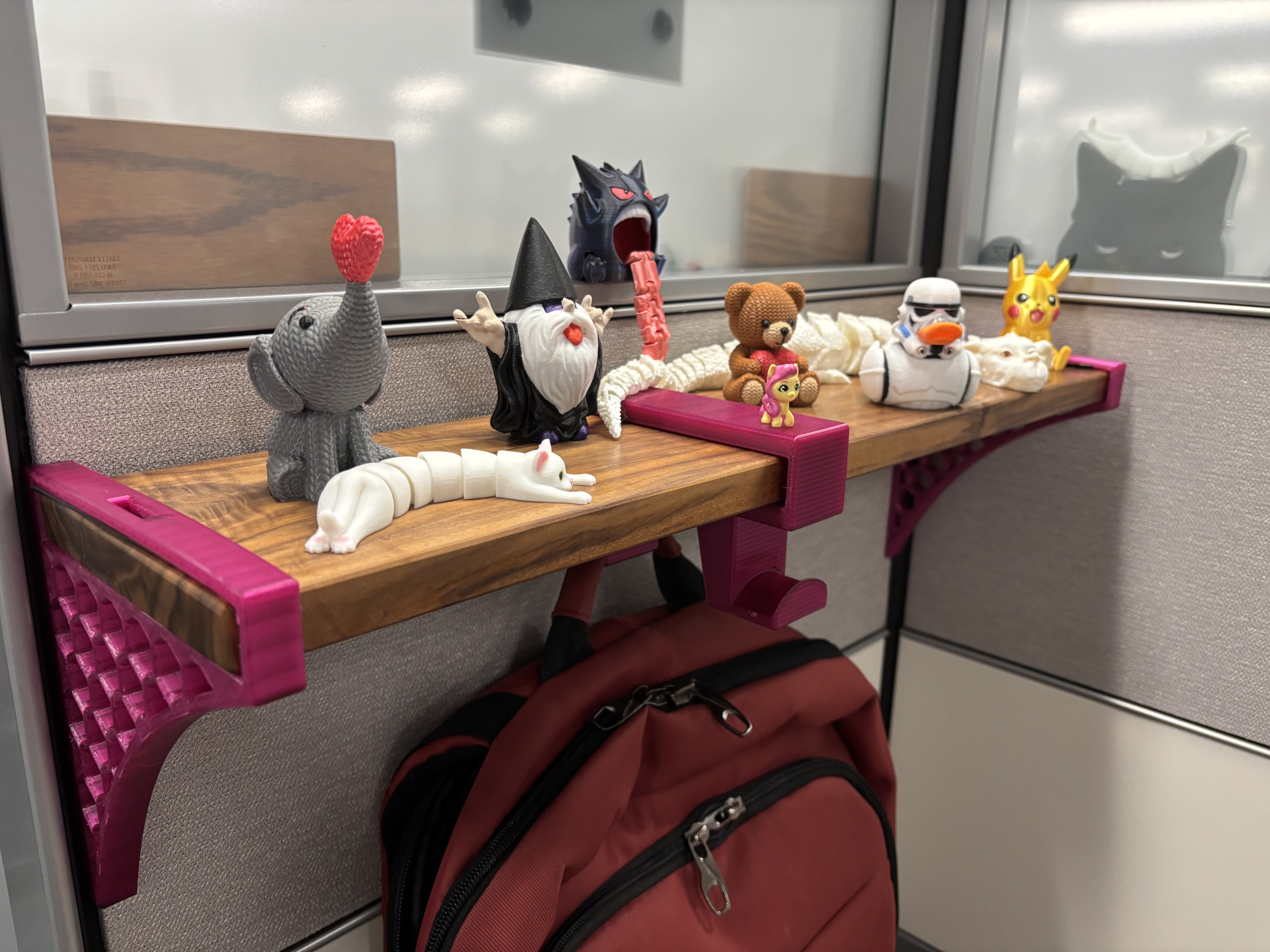 cubicle shelf bracket