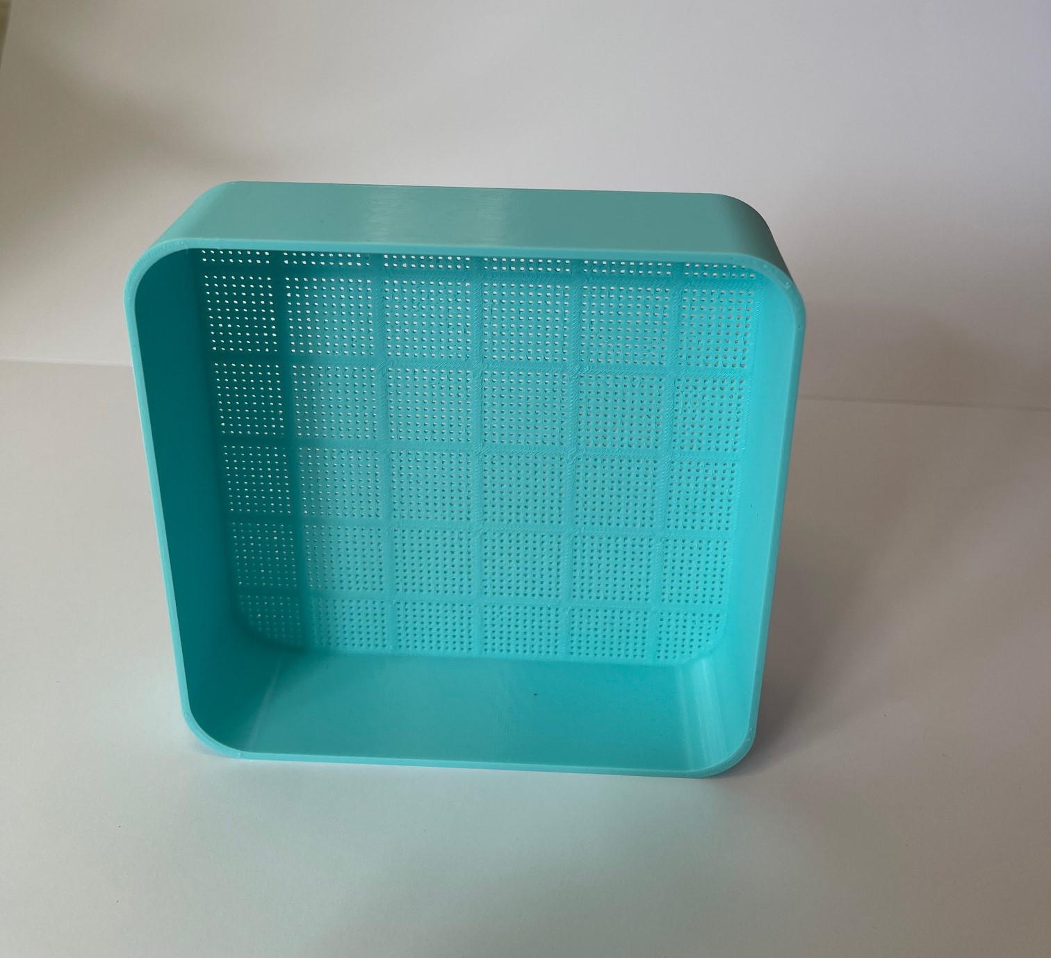 Countertop Microgreens Farm with Grow Light by vlaine Download free