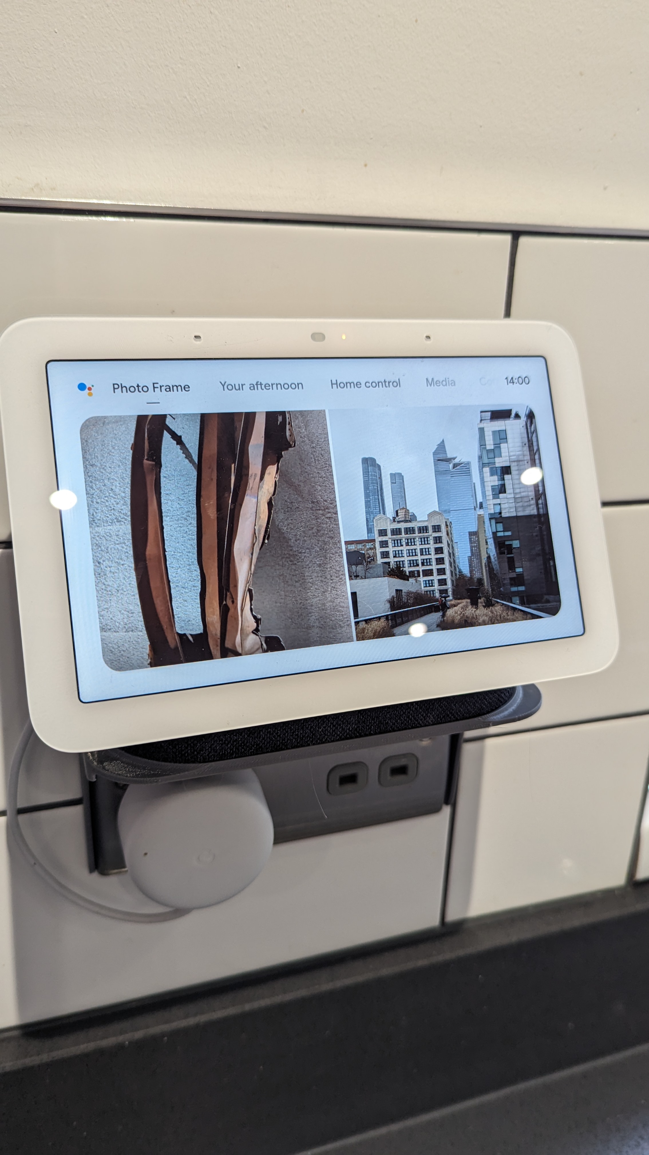 Google Nest Holder by Carlos Download free STL model