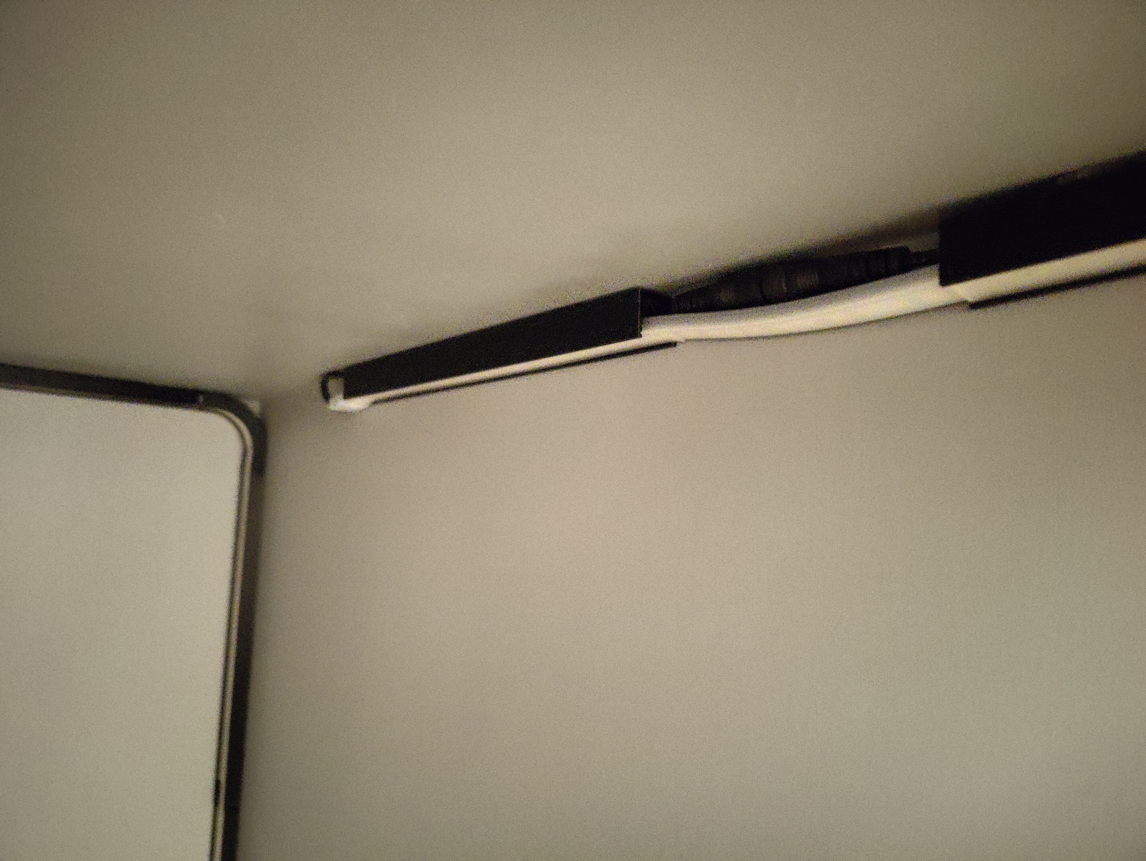 Miniatura 7 do modelo 3D LED strip mount and diffuser