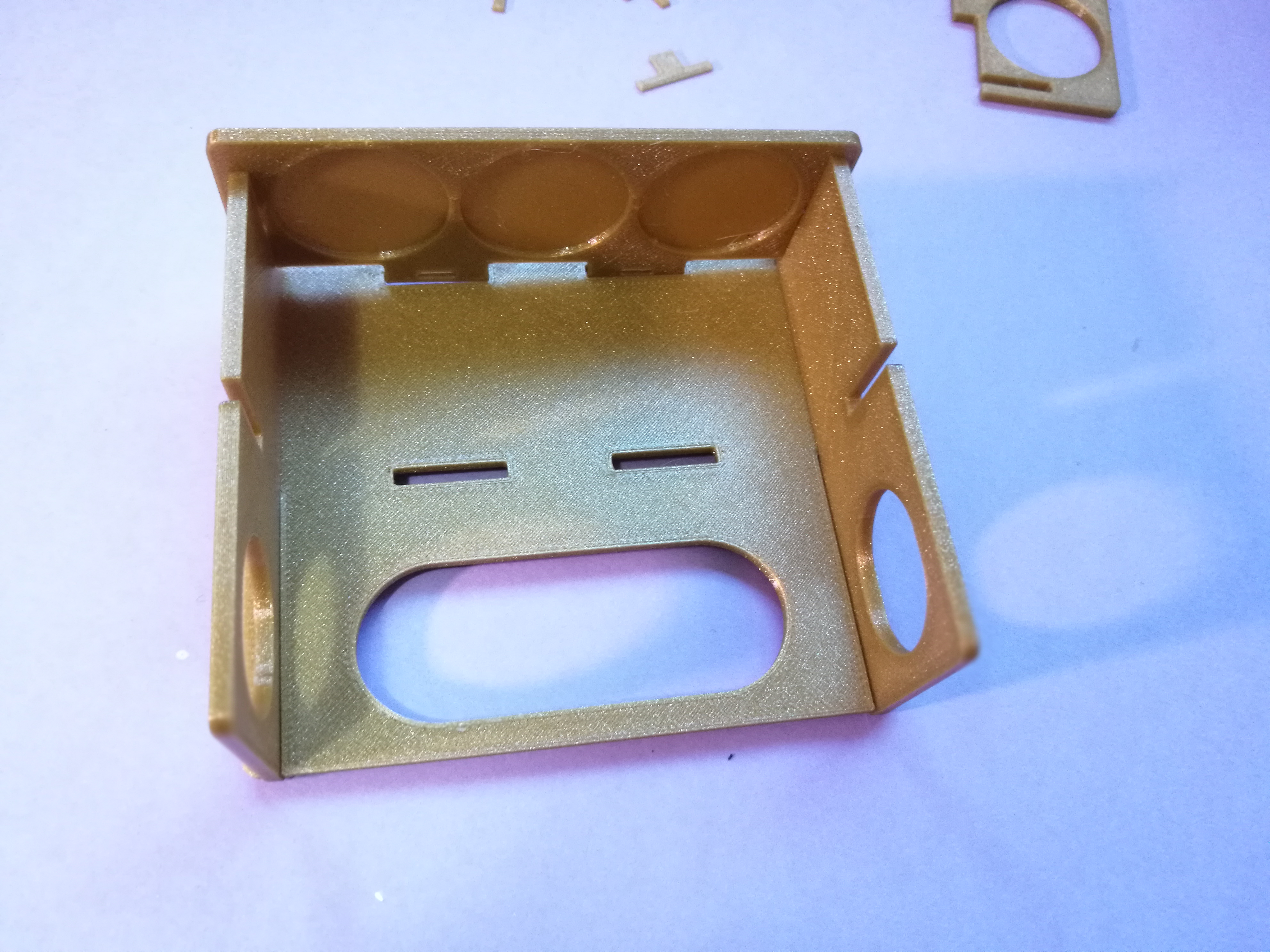 Miniatura 13 do modelo 3D Paint Bottle Stand - Customizable OpenSCAD