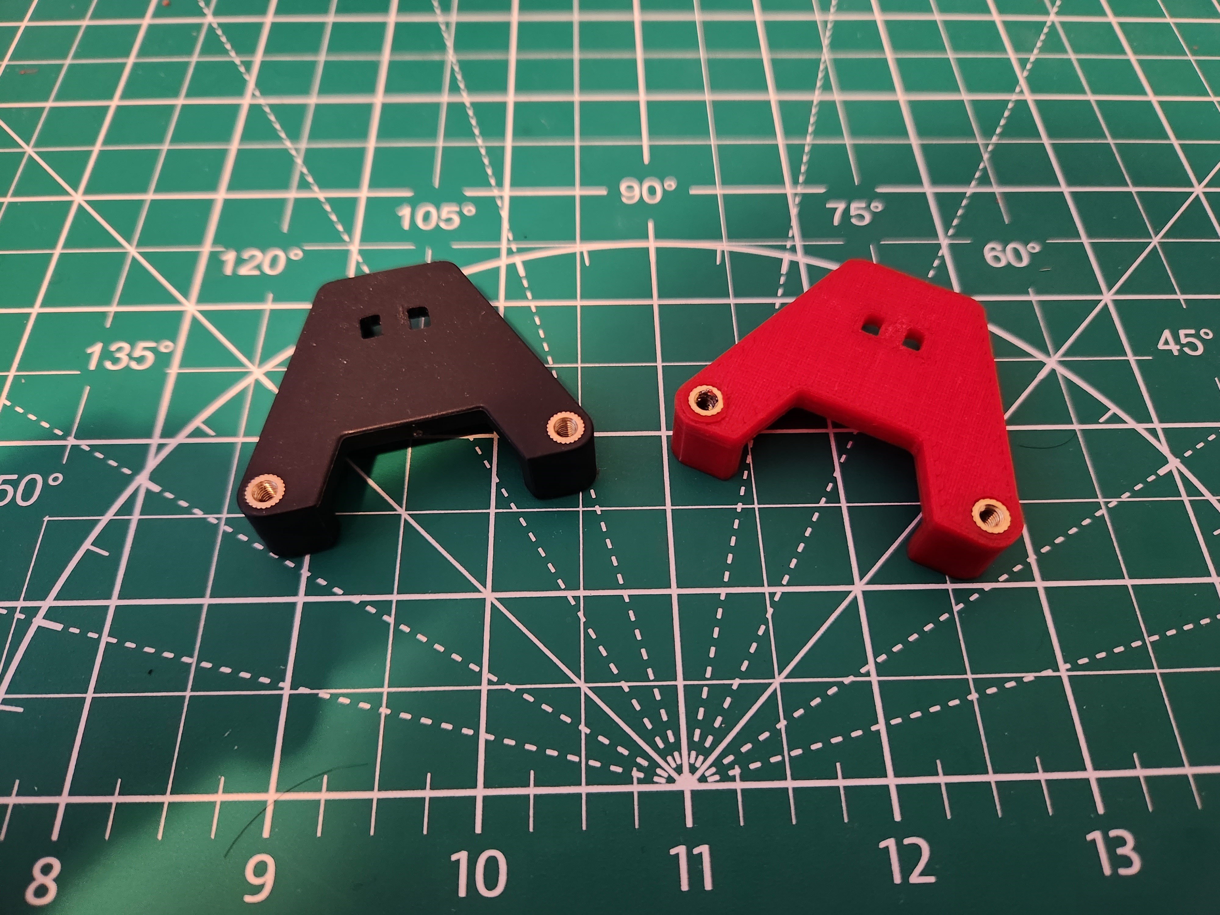 Anycubic Kobra 2 Max Cable Bracket remixed with locknuts and stock