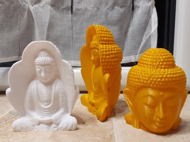 Dual-headed buddha statue