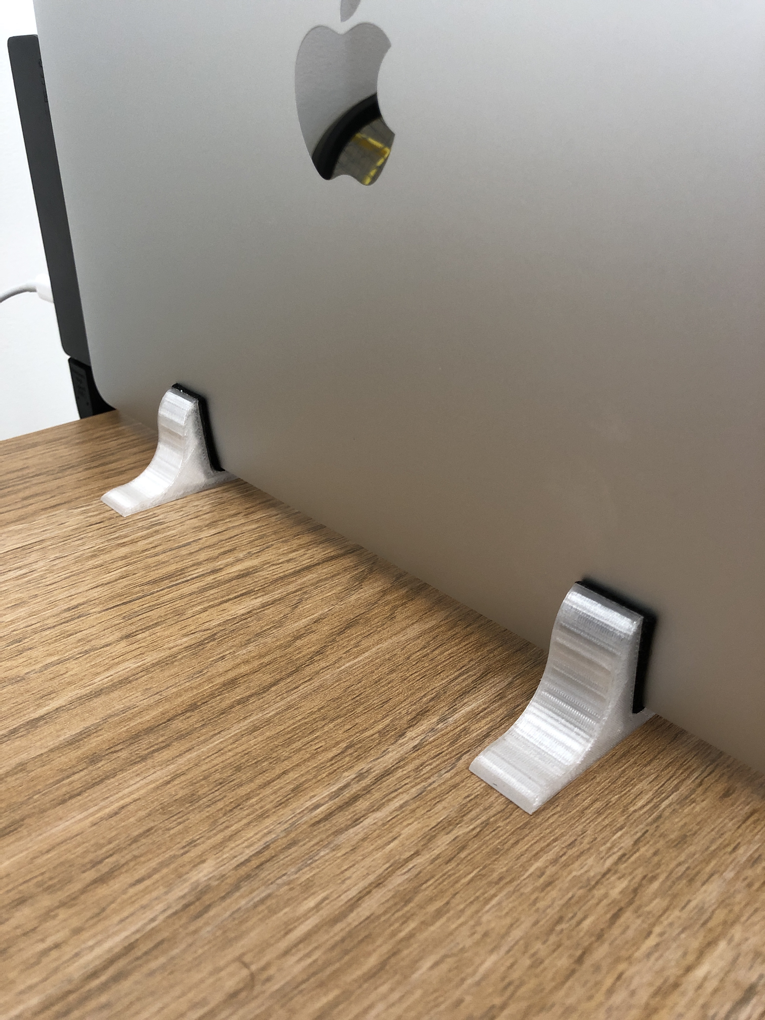 MacBook Pro 2018 Stand