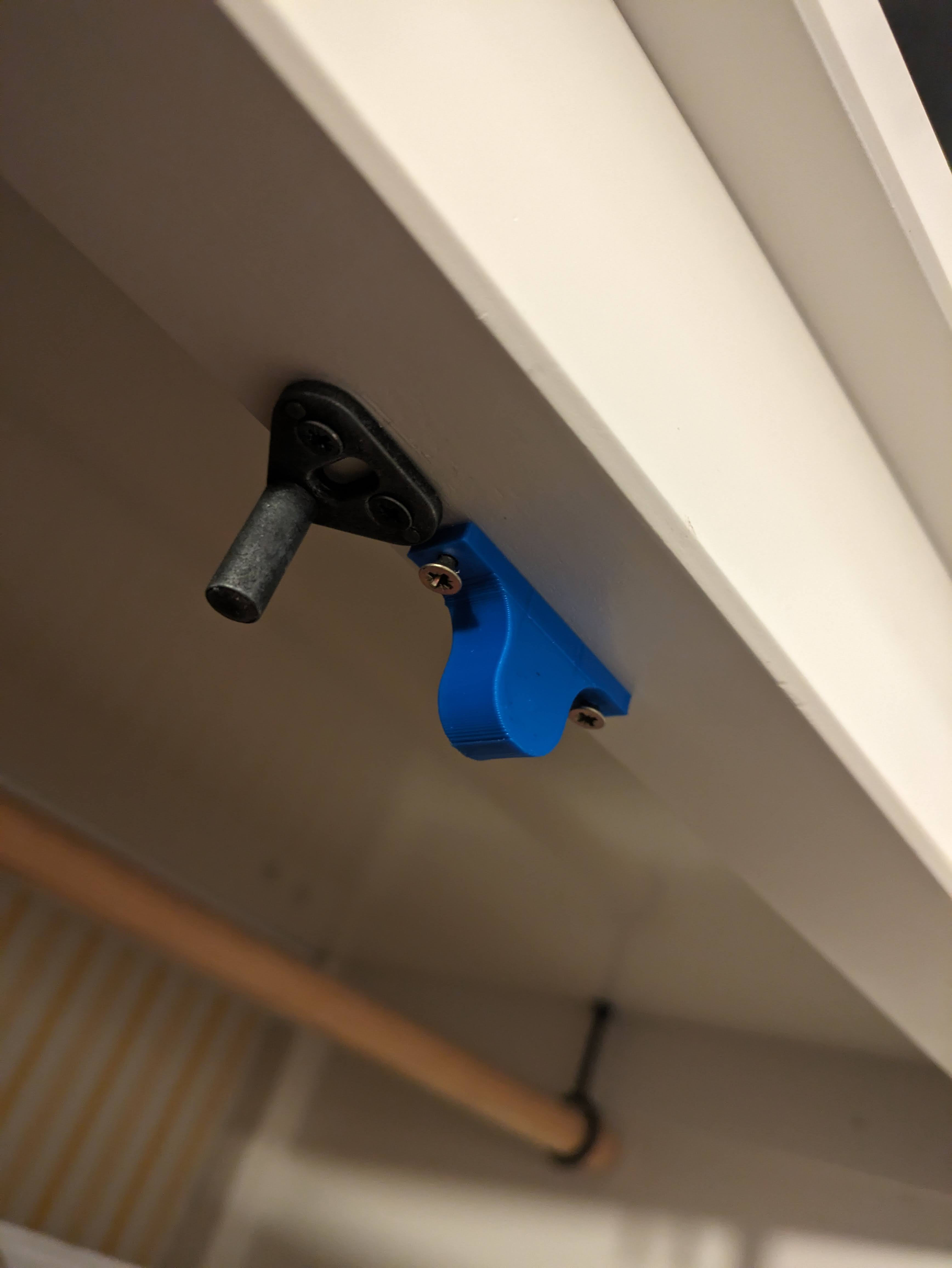 Magnetic Latch Cabinet Door Holder