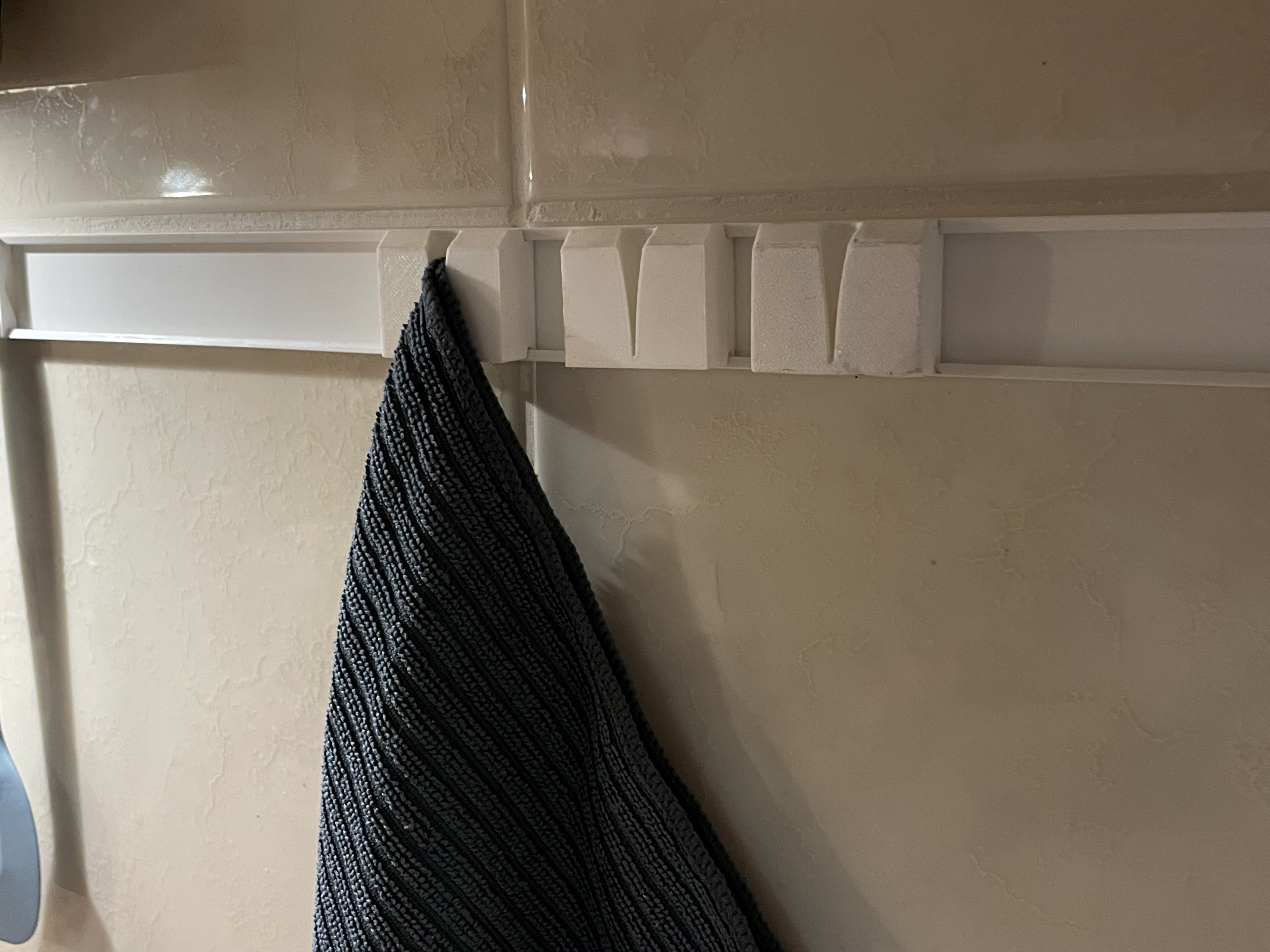 Kitchenware rearangable rail-hooks — miniatura 2
