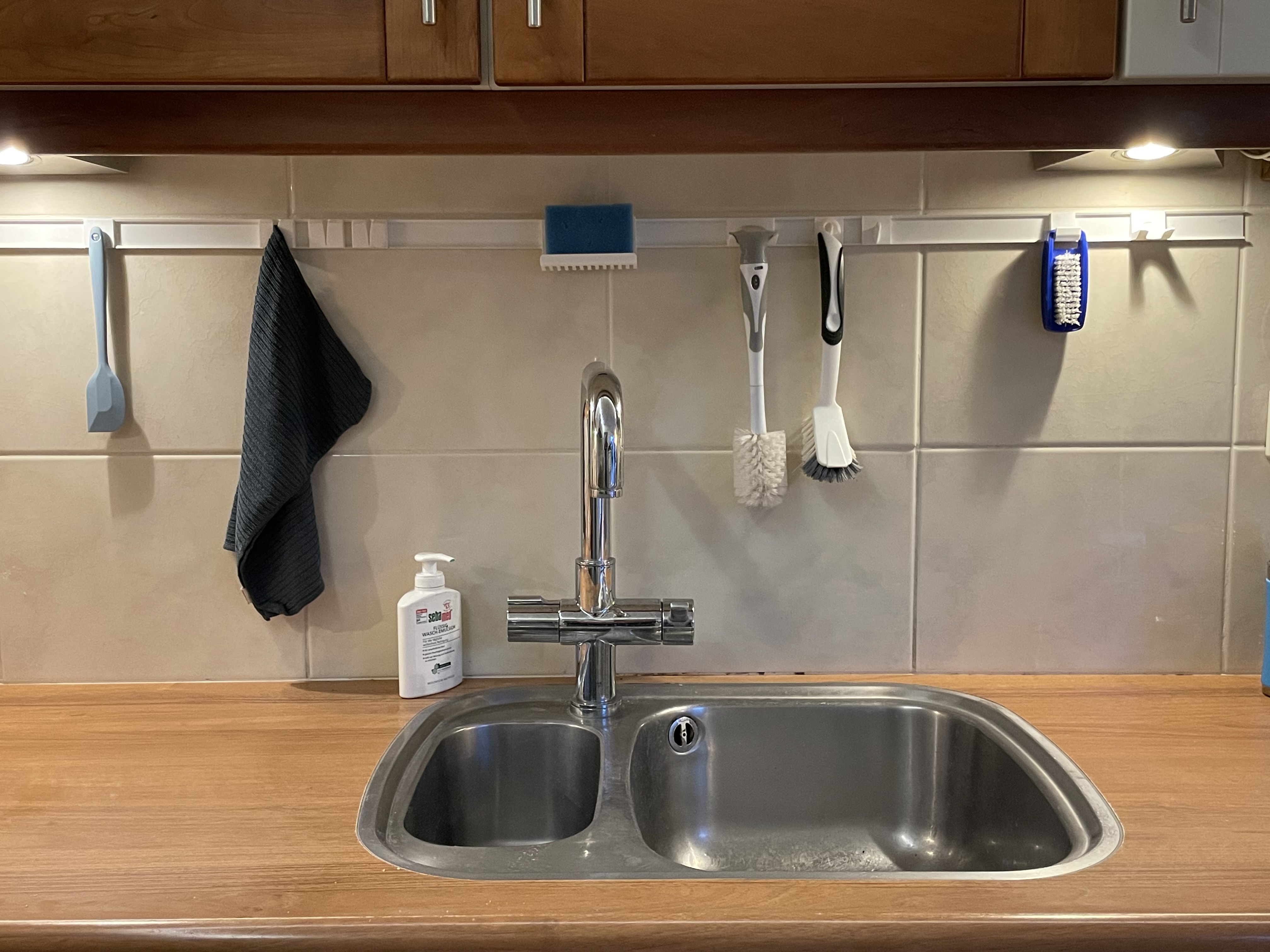 Kitchenware rearangable rail-hooks — miniatura 7