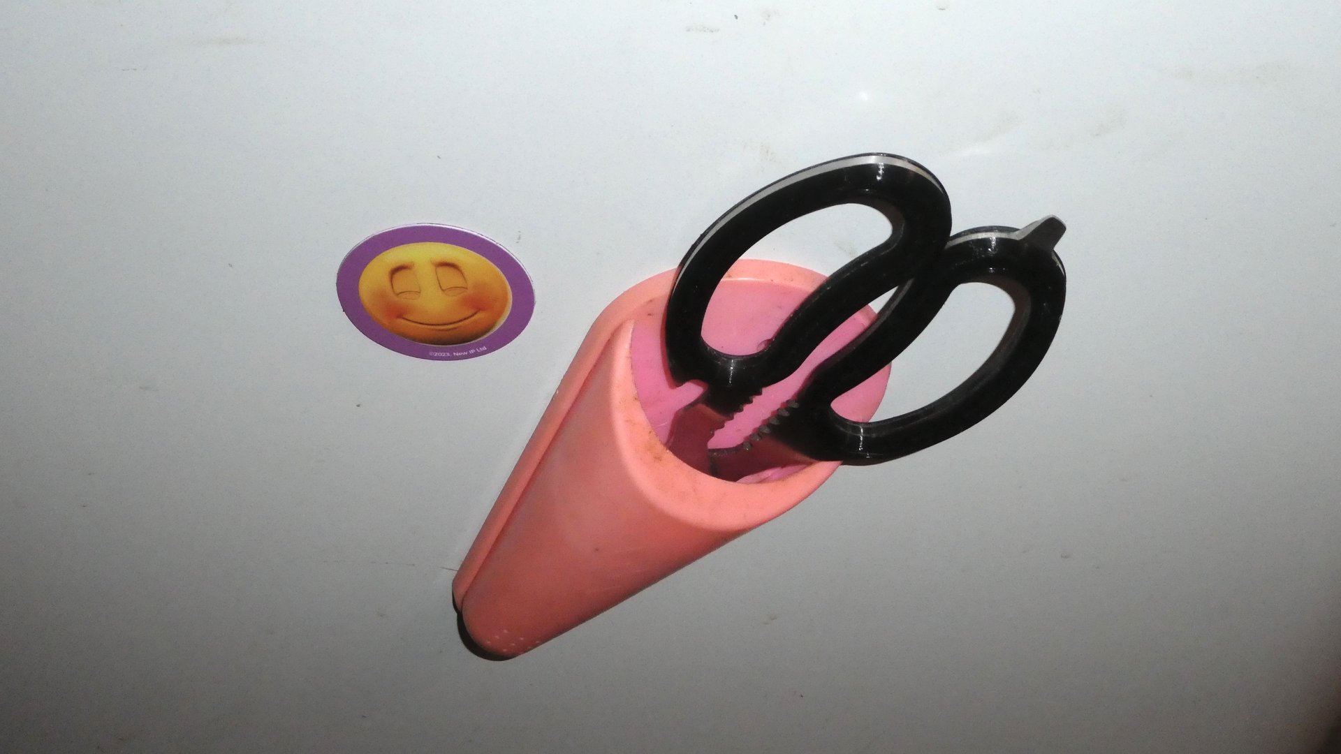 Royal Kuchen scissors handles (with FreeCAD source for customization)