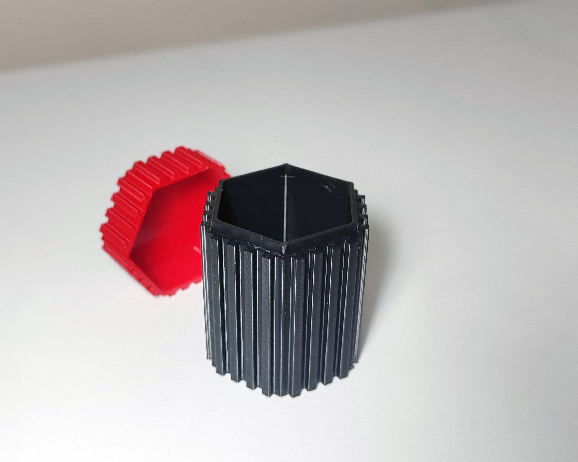 Simple Box by hsnzkn Download free STL model