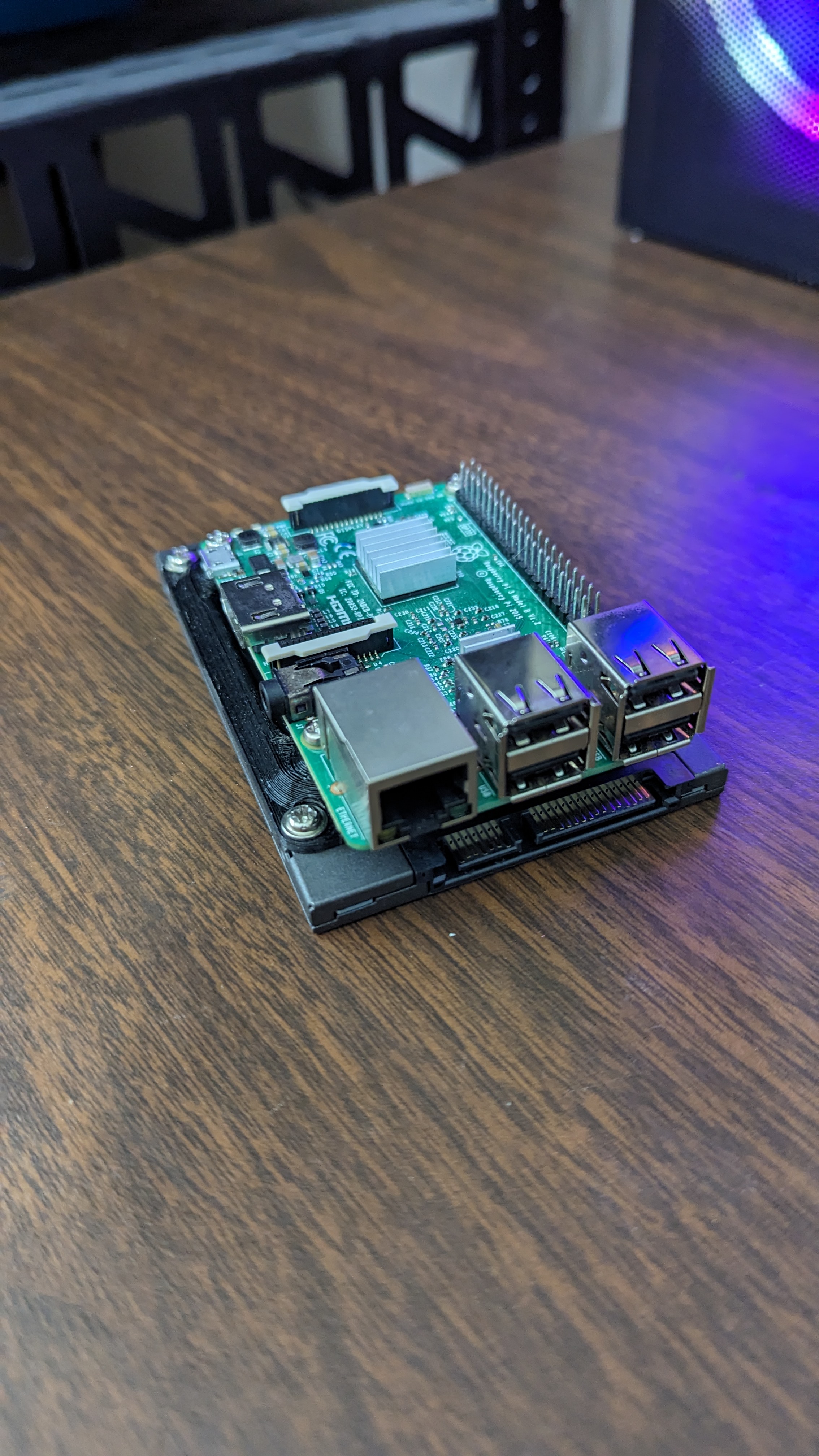 raspberry pi ssd mount by 86problems | Download free STL model ...