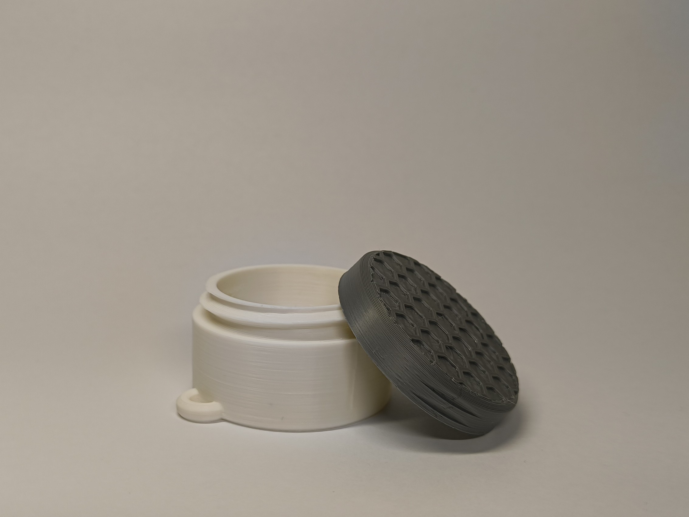 Circular Threaded Box with Hexagon Top