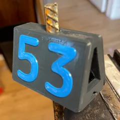 easy-to-read, staked, angled number plates