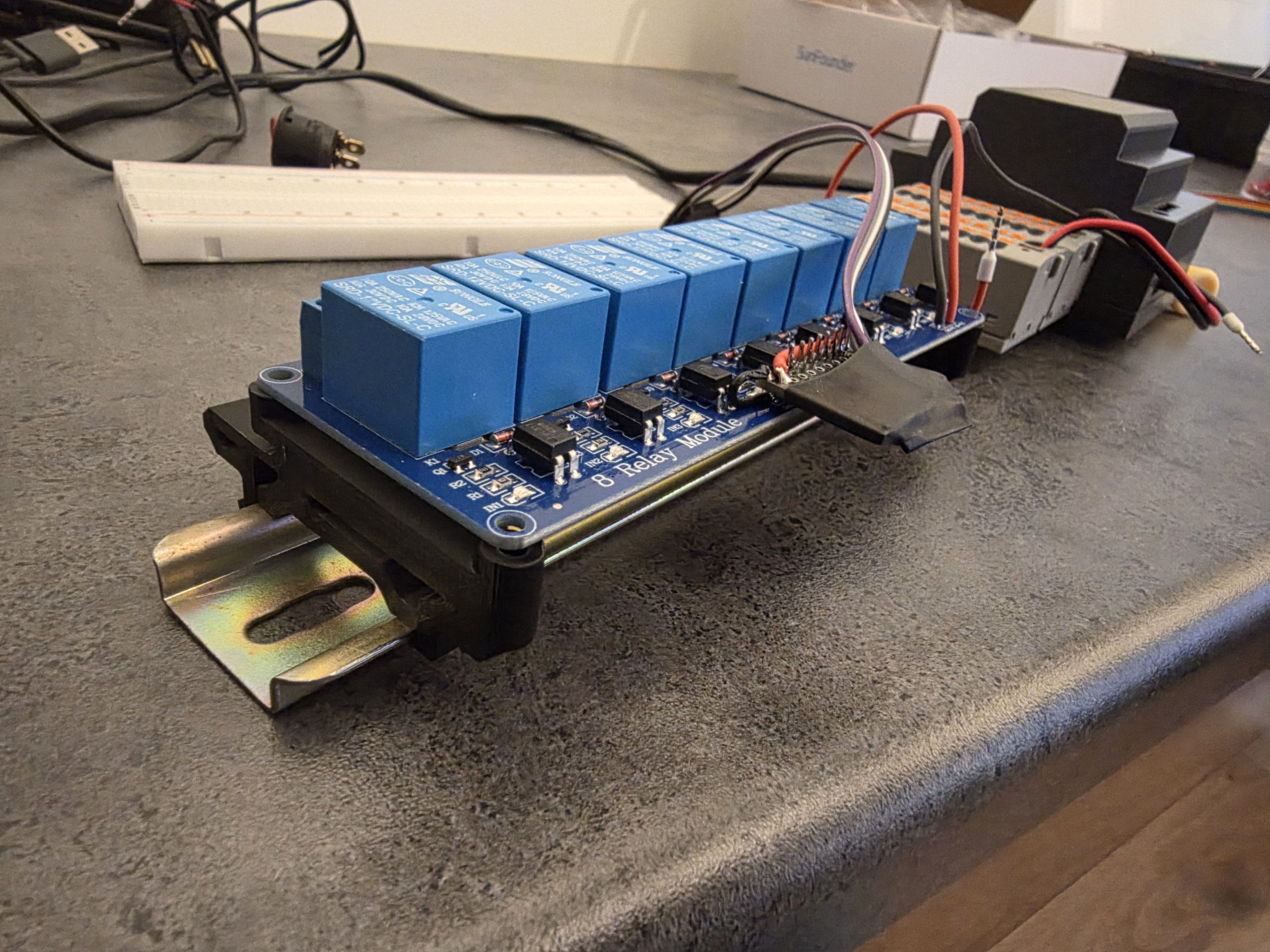 8 Channel Relay Din rail Mounts, holes 45mm CTC