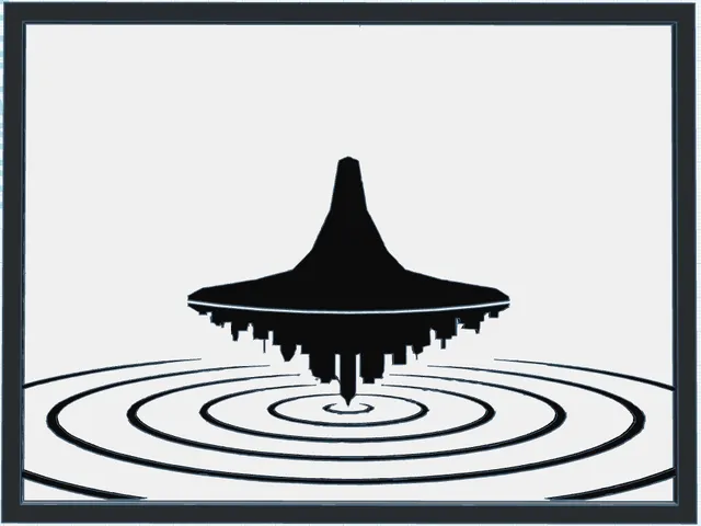 Inception Wall Plaque – Totem Skyline Silhouette 15x20cm