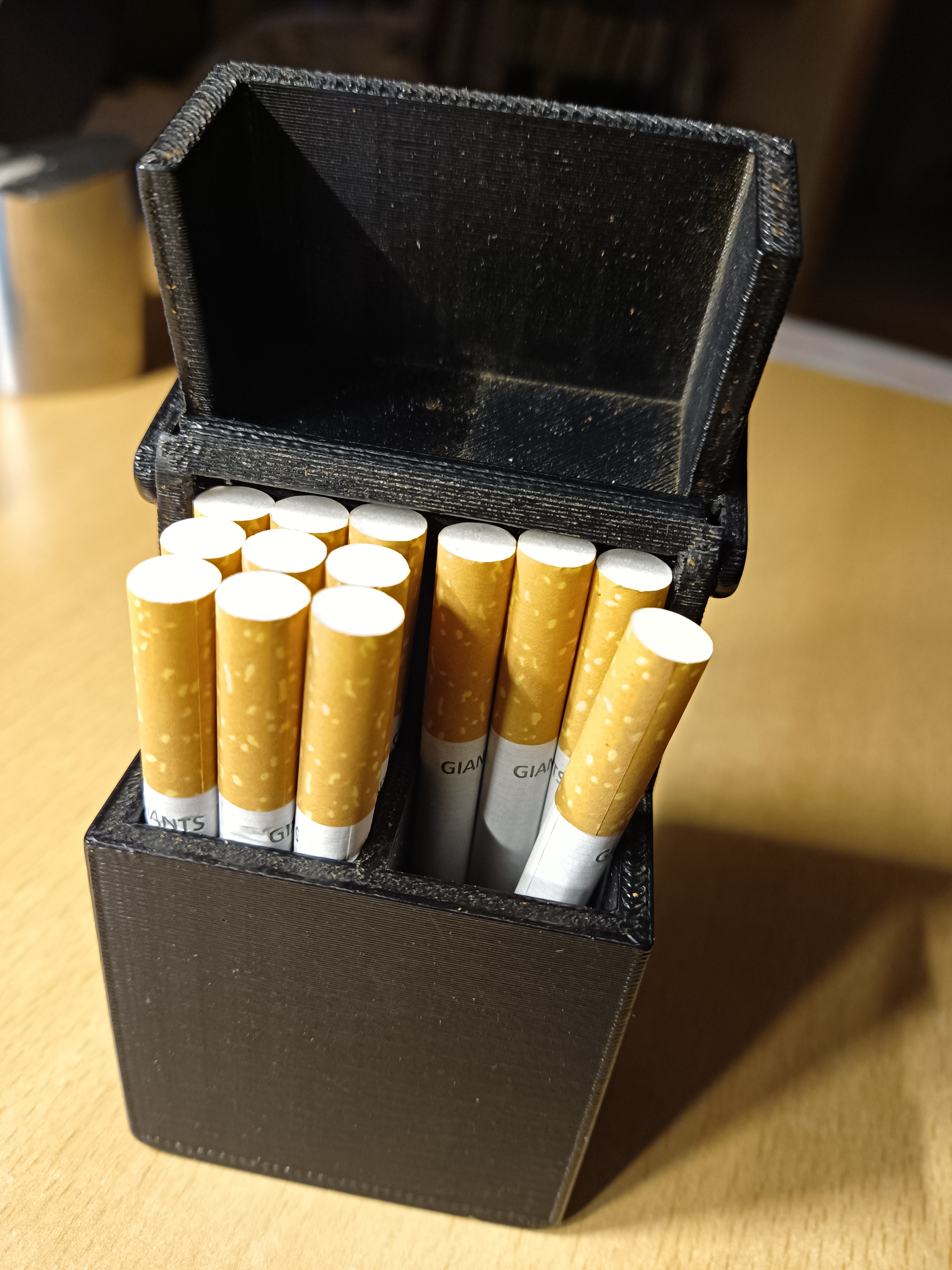 Cigarette box