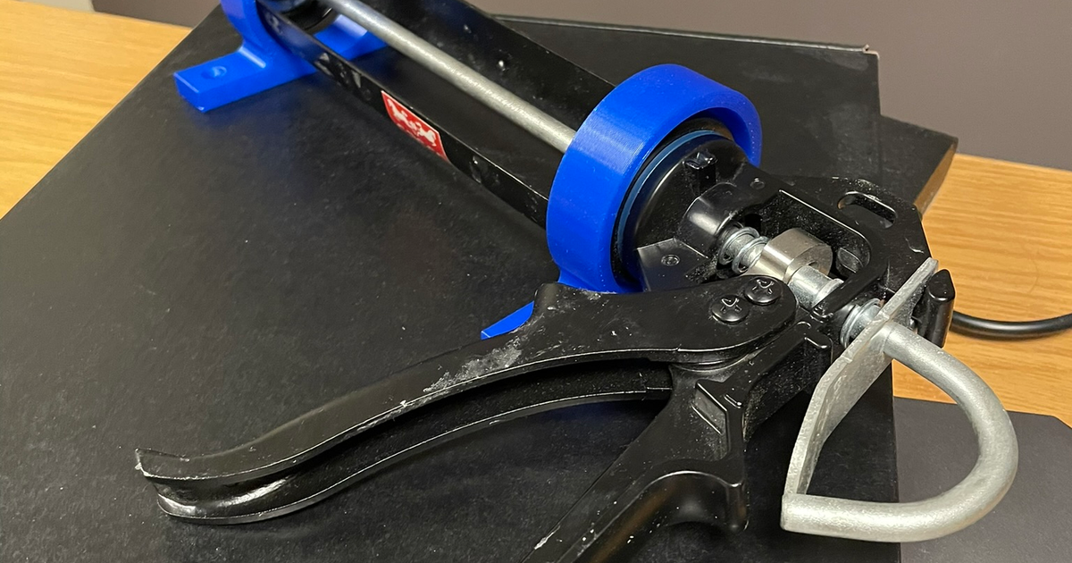 Caulk gun holder shelf mount by olekhal Download free STL model