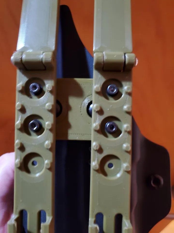 Mussy Molle clips to Vedder holster by Seth Wahle, Download free STL model
