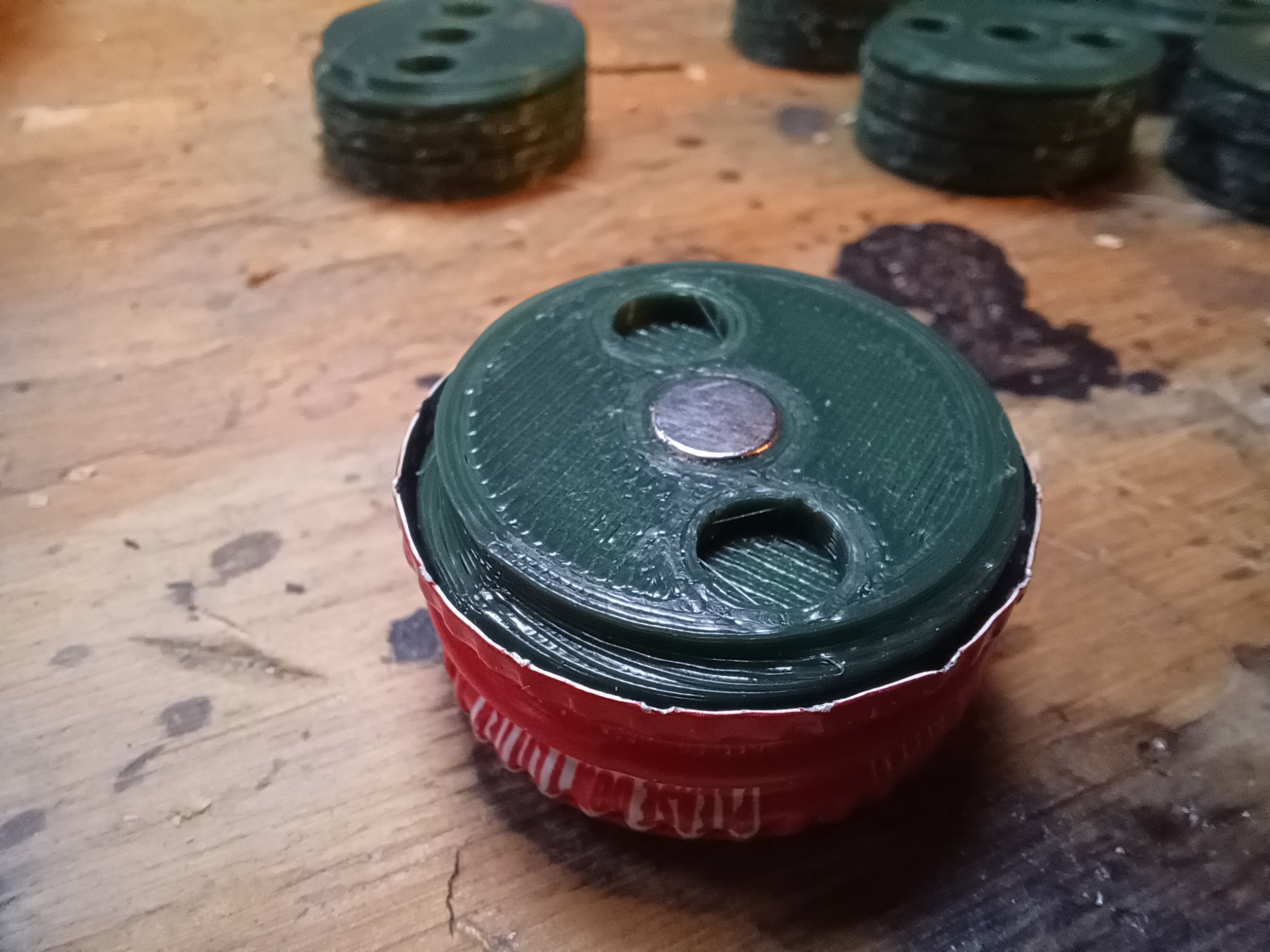 1980s Soda Bottle Cap Magnet Mount by mopenstein | Download free STL ...