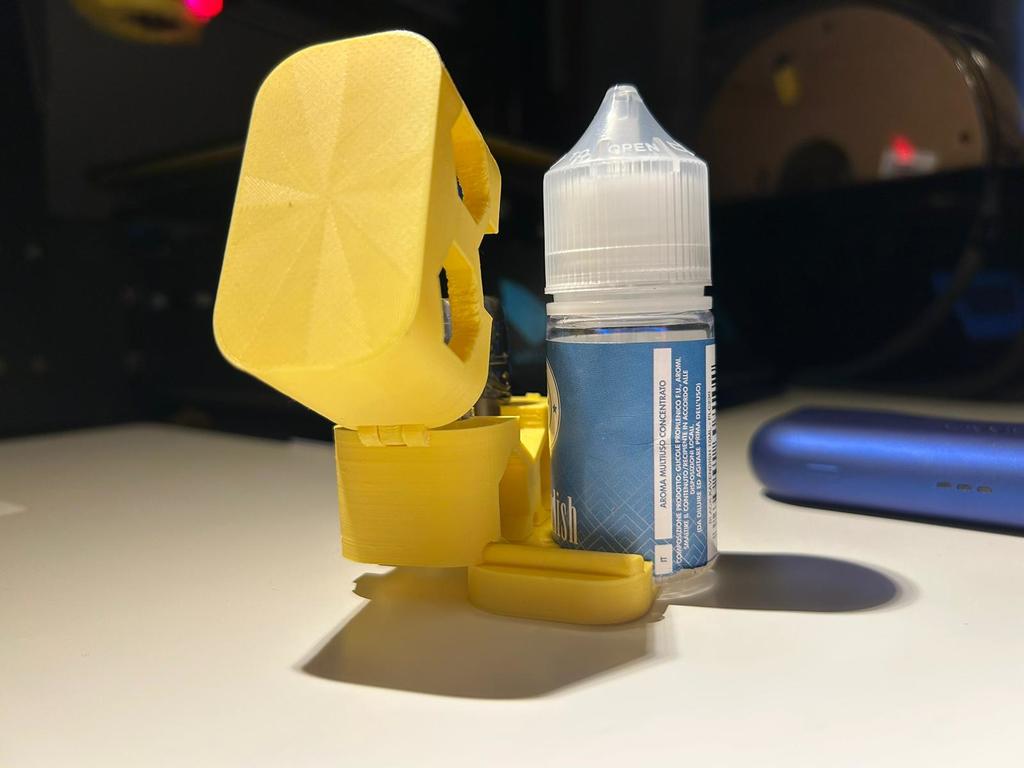 Miniatura 10 do modelo 3D KIWI e-cigarette holder