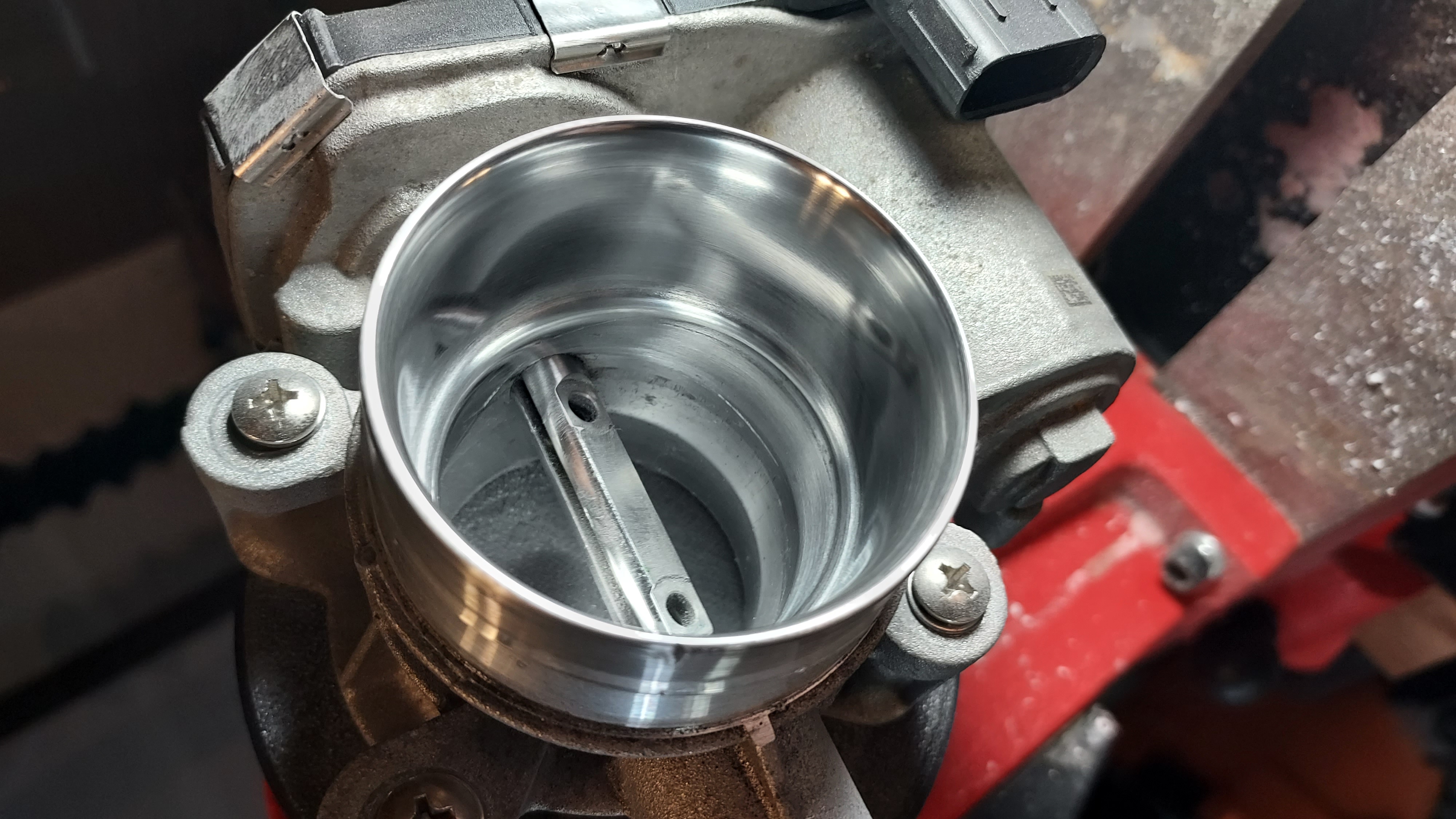 2nd Gen Chevy Cruze Throttle body fixture by William Fischer Download