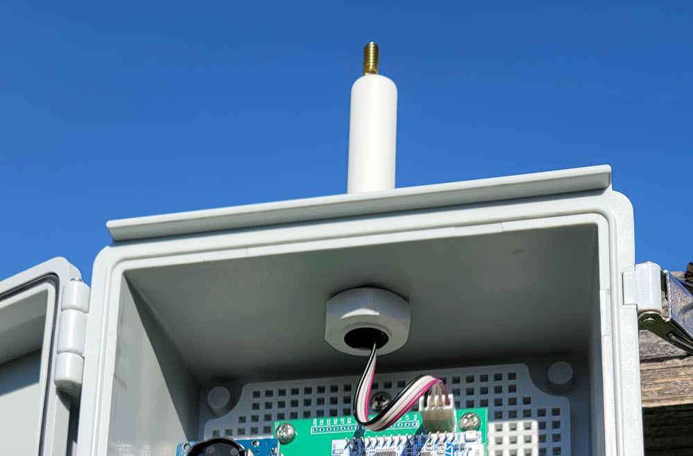 LoRa REYAX RYLR998 weather proof radio case