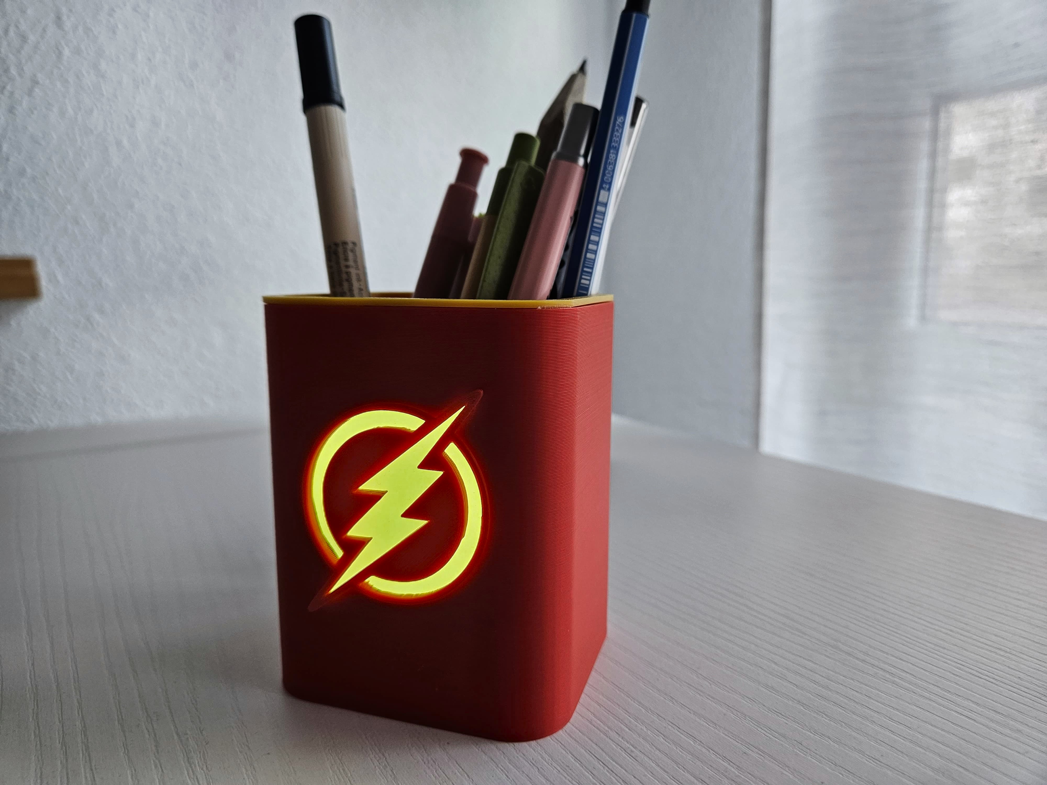 Illuminated Pencil Holder Inspired by The Flash from DC