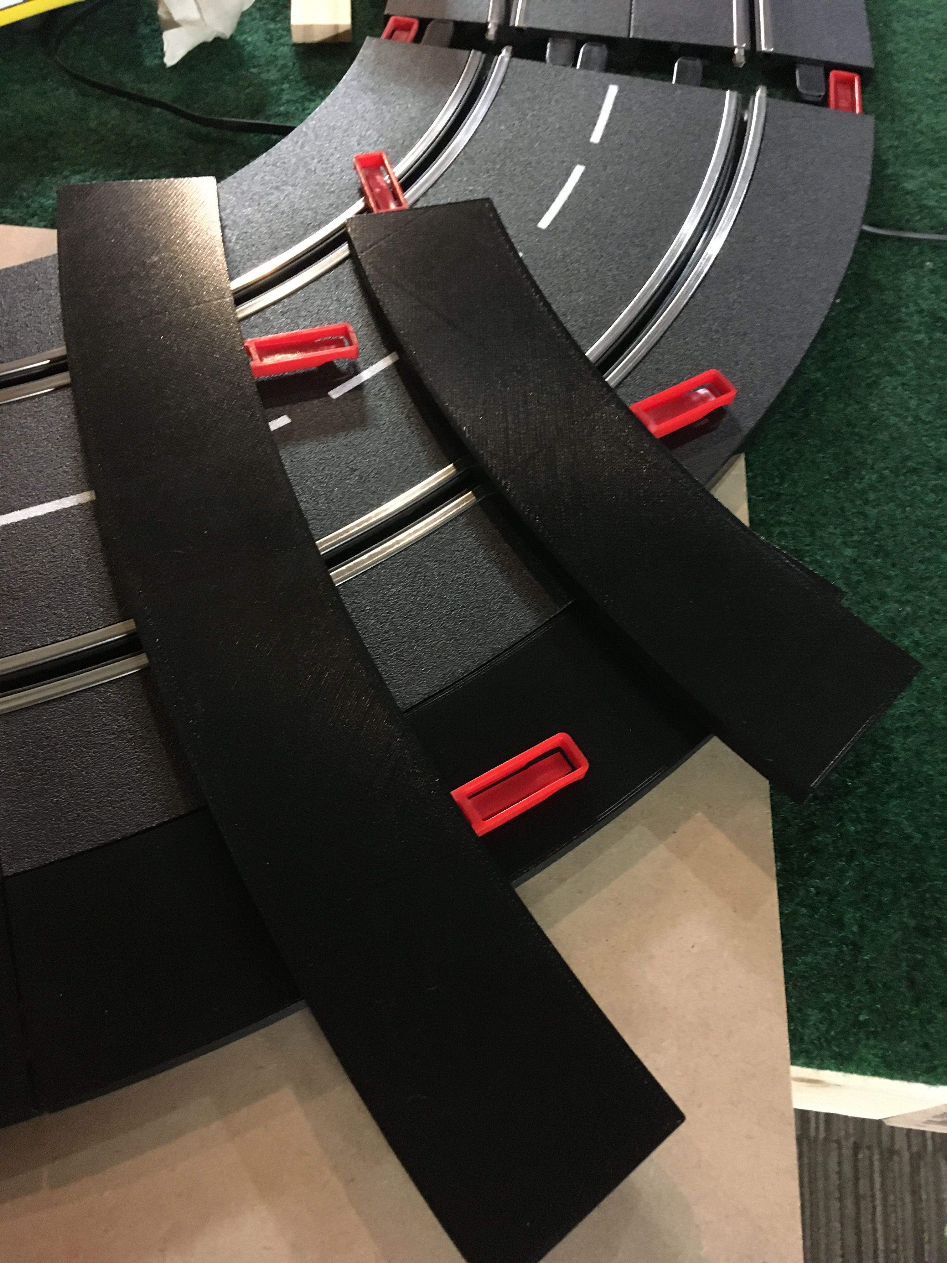 Narrow Outer Shoulders for Carrera Slot Car Track by BobC_3d