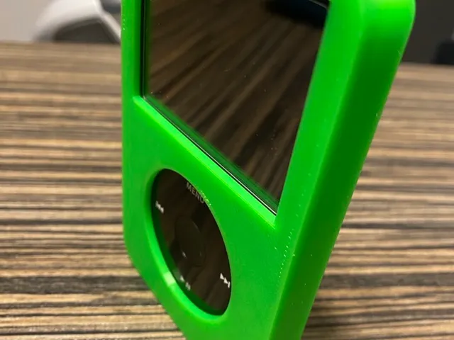 iPod Classic 5G (Thick) Case with Hexagon Back