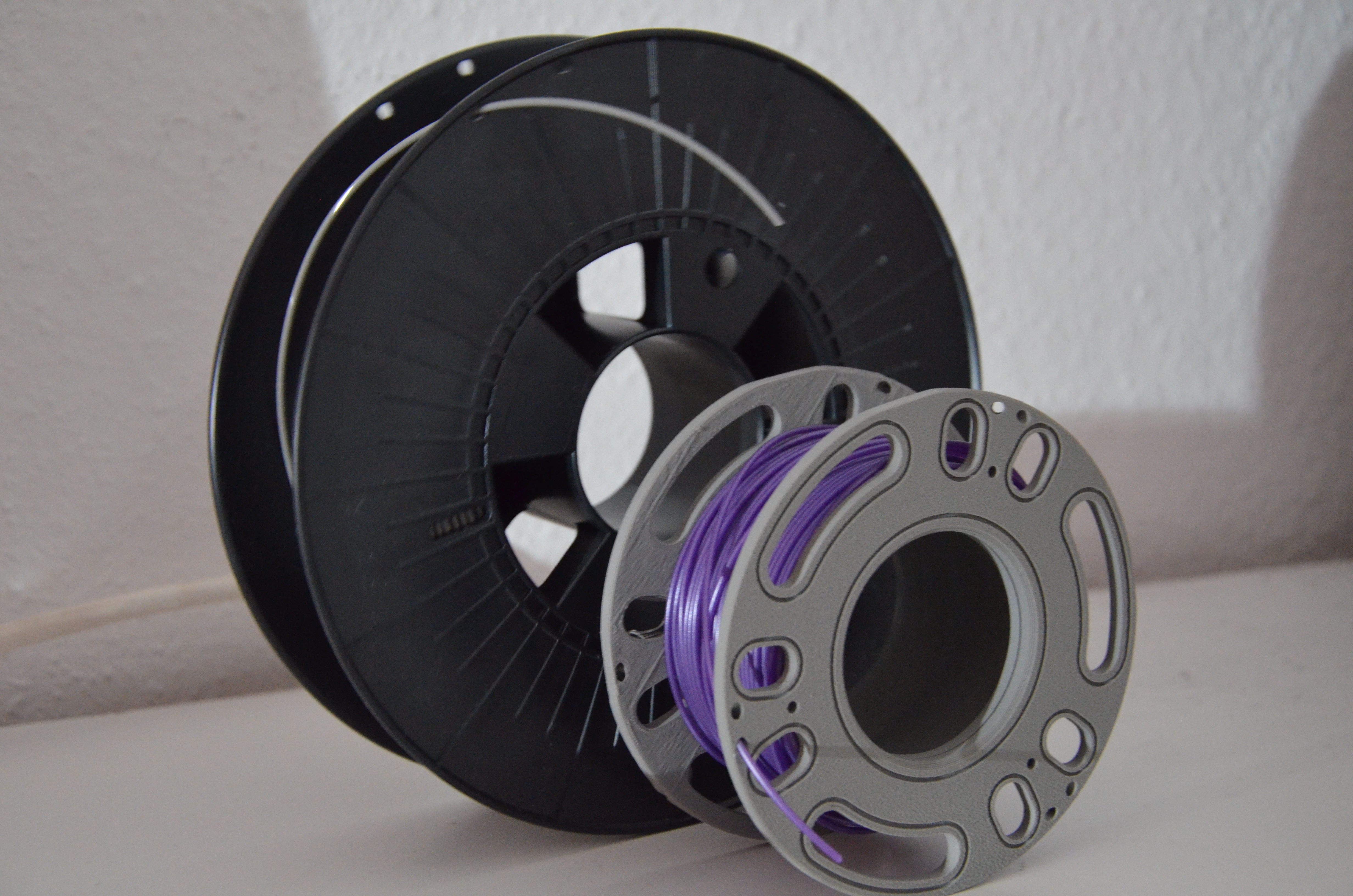 Miniatura 3 do modelo 3D Filament sample spool