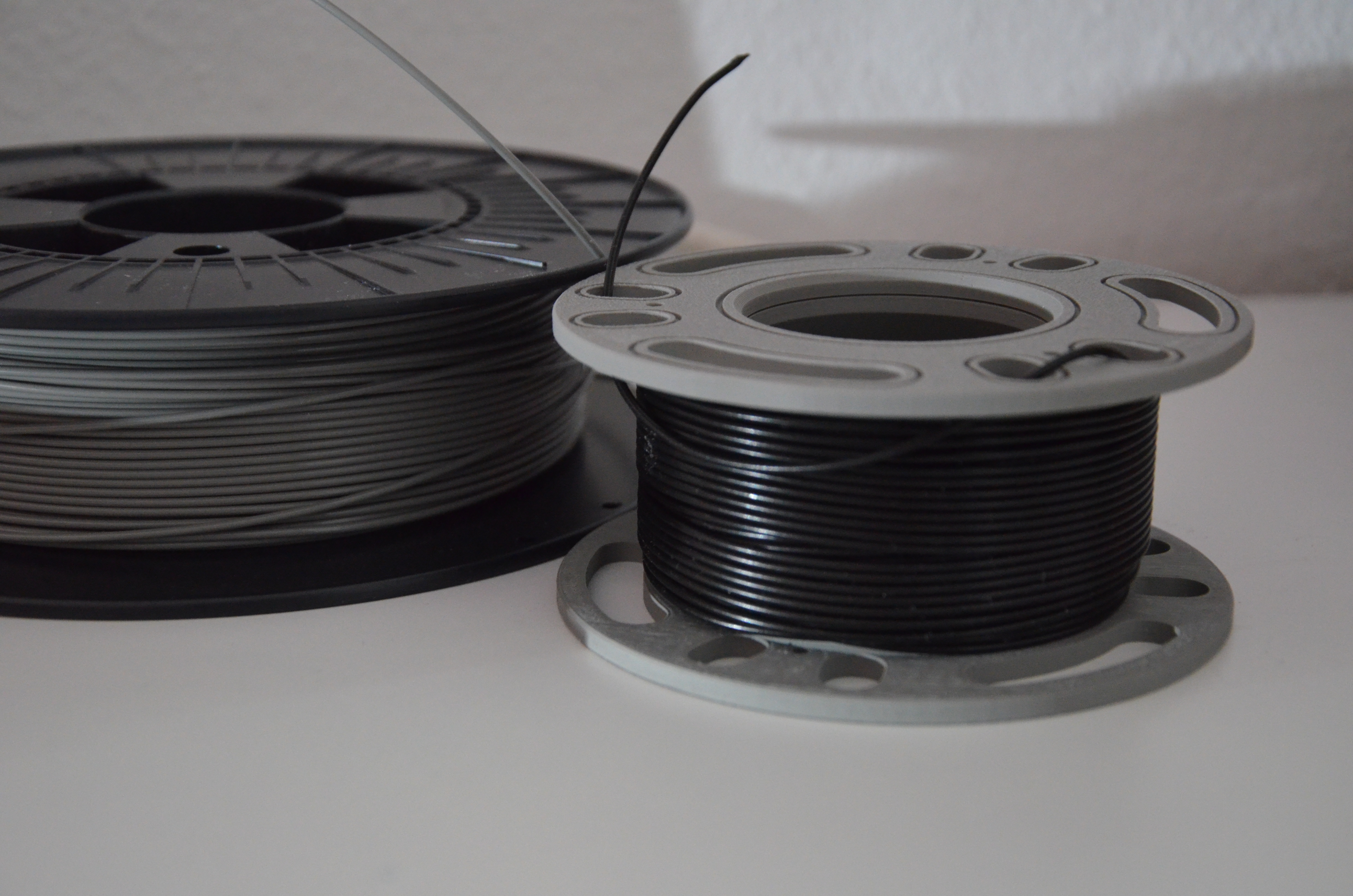 Miniatura 4 do modelo 3D Filament sample spool