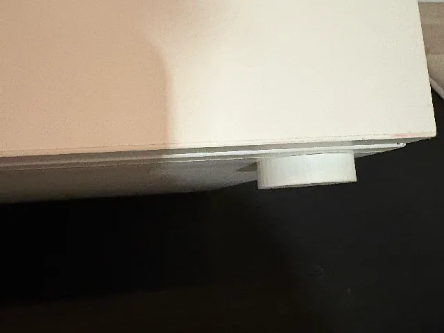 Ikea besta cupboard legs / feet