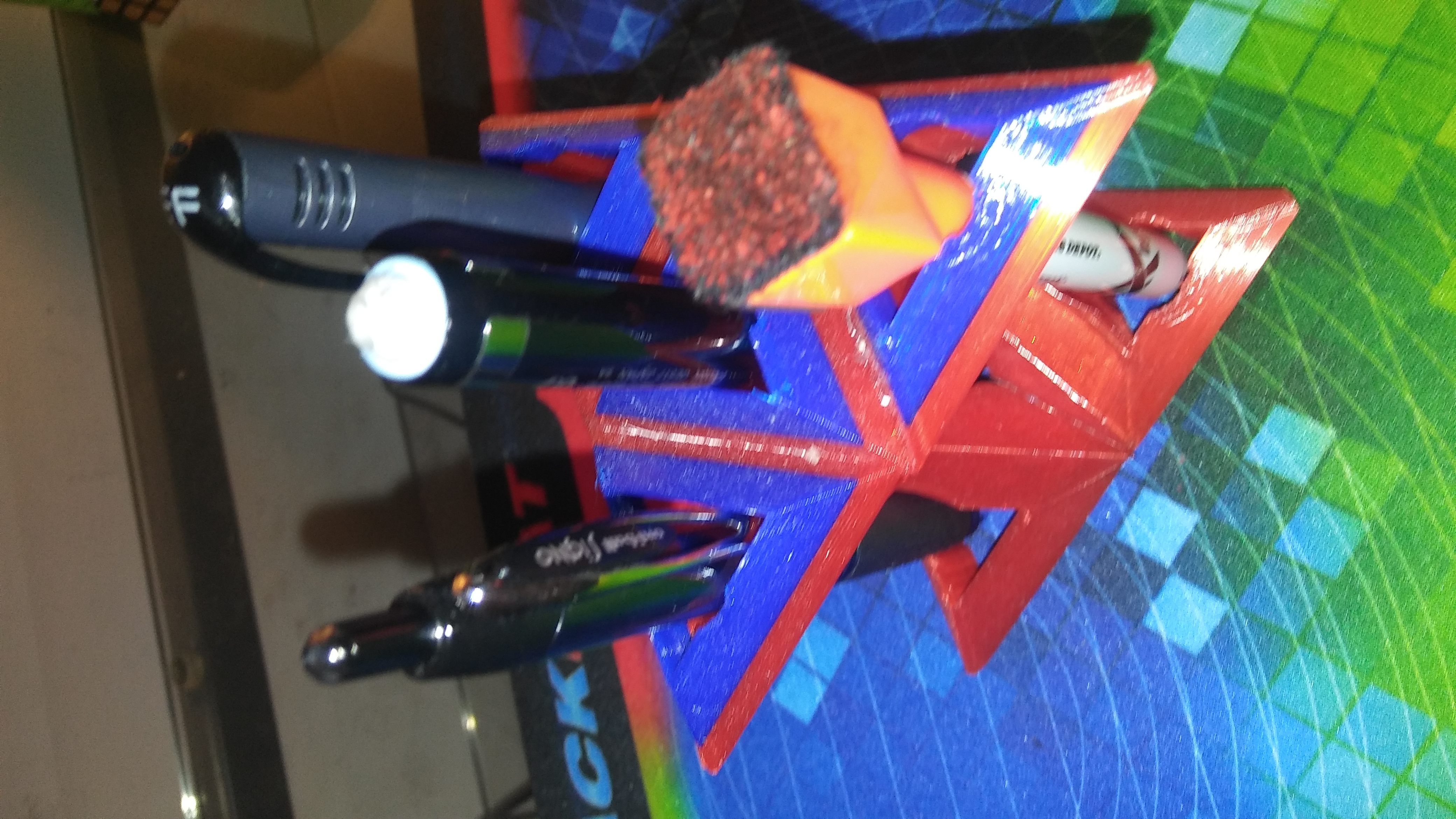 triforce pen stand,