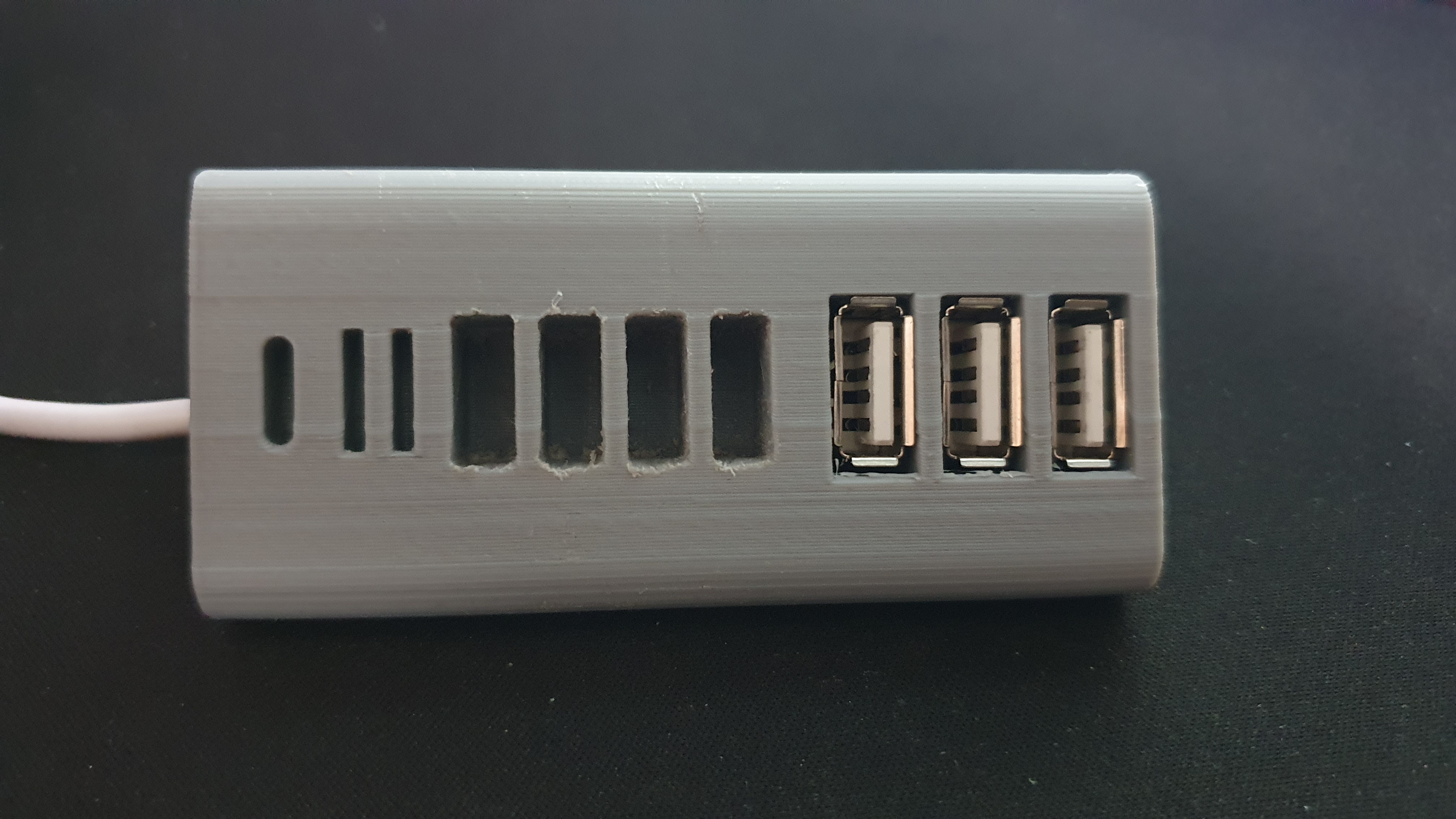 Hub usb con 3 slot