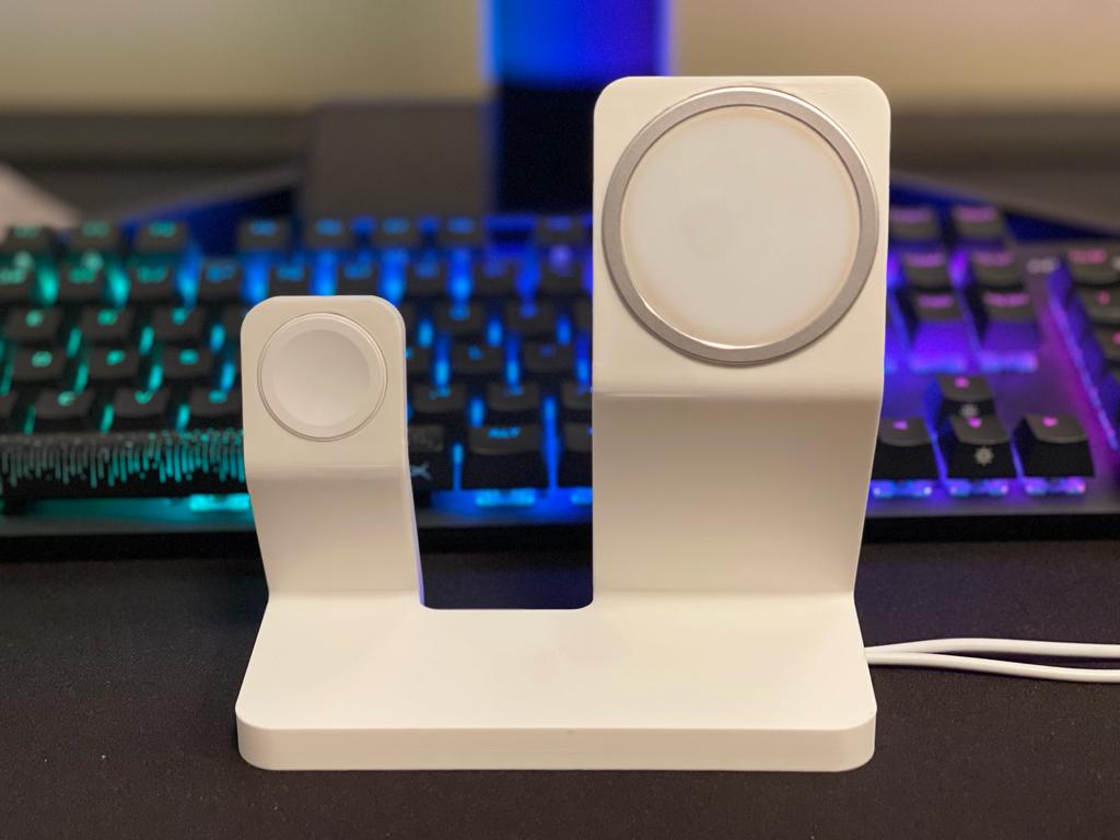 Apple iPhone & Watch Stand for Wireless Charging (MagSafe) flat and thicker bottom version