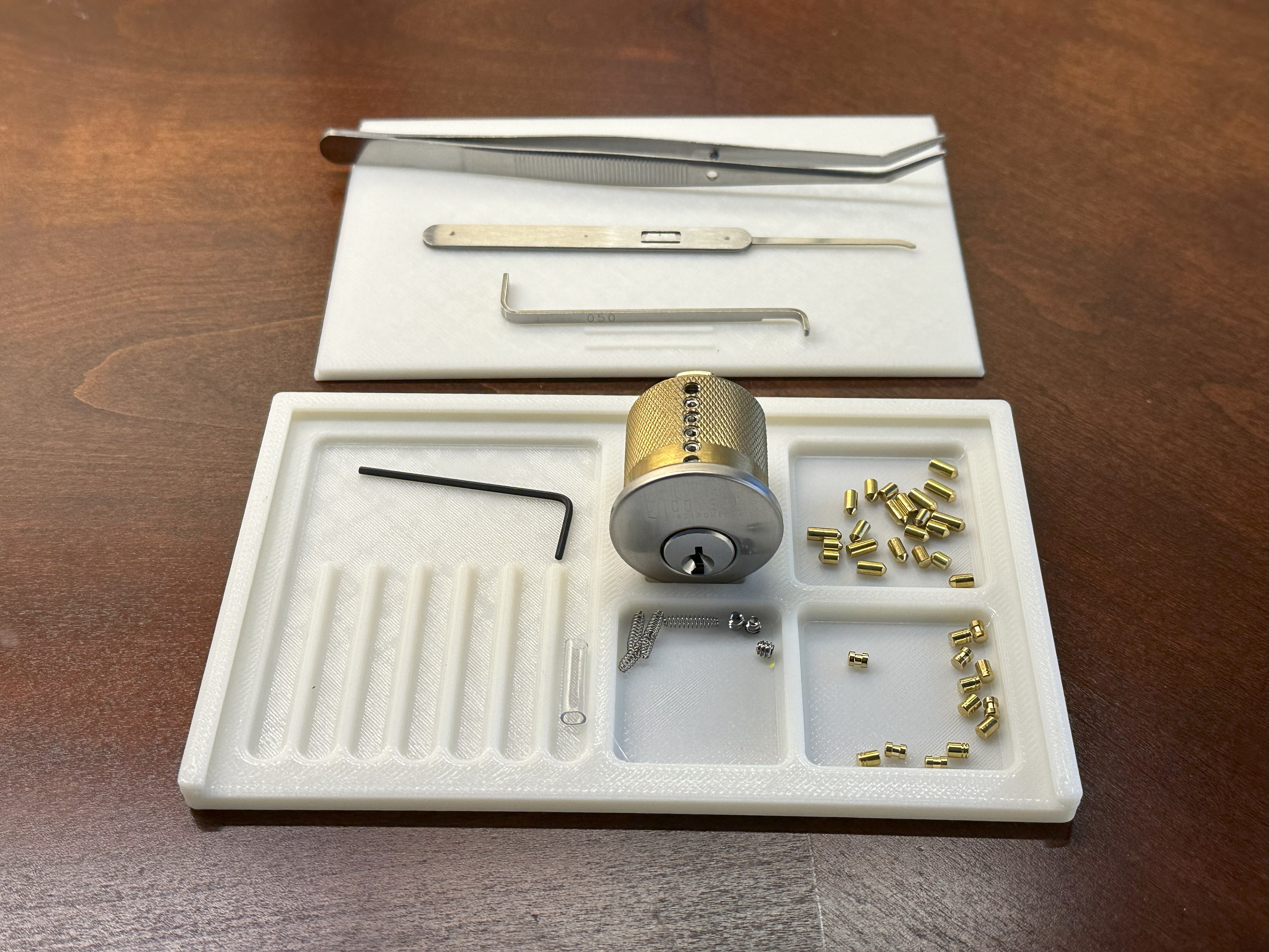 Pinning Tray LPL Style with Lid
