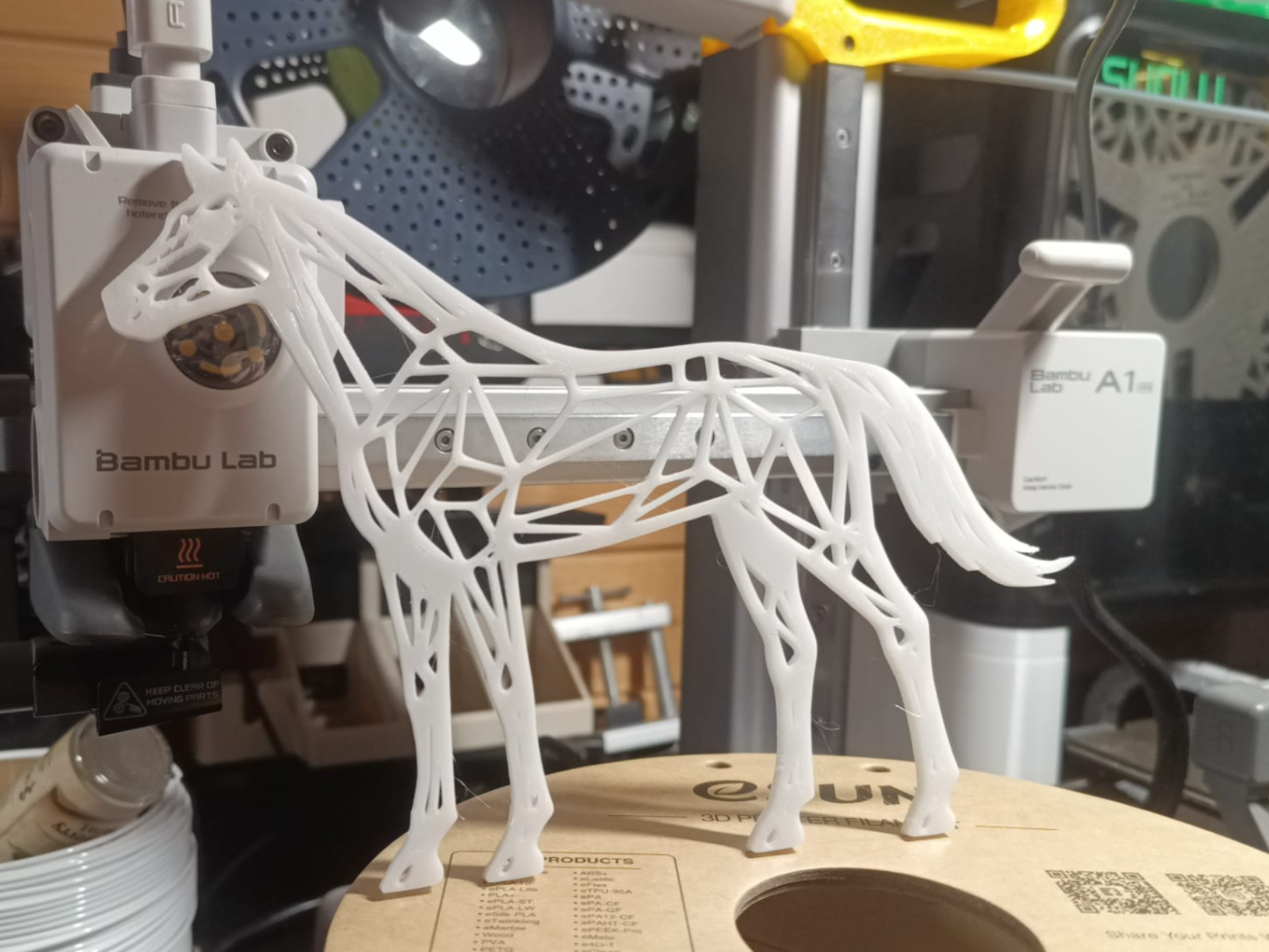 Horse in geometric lines