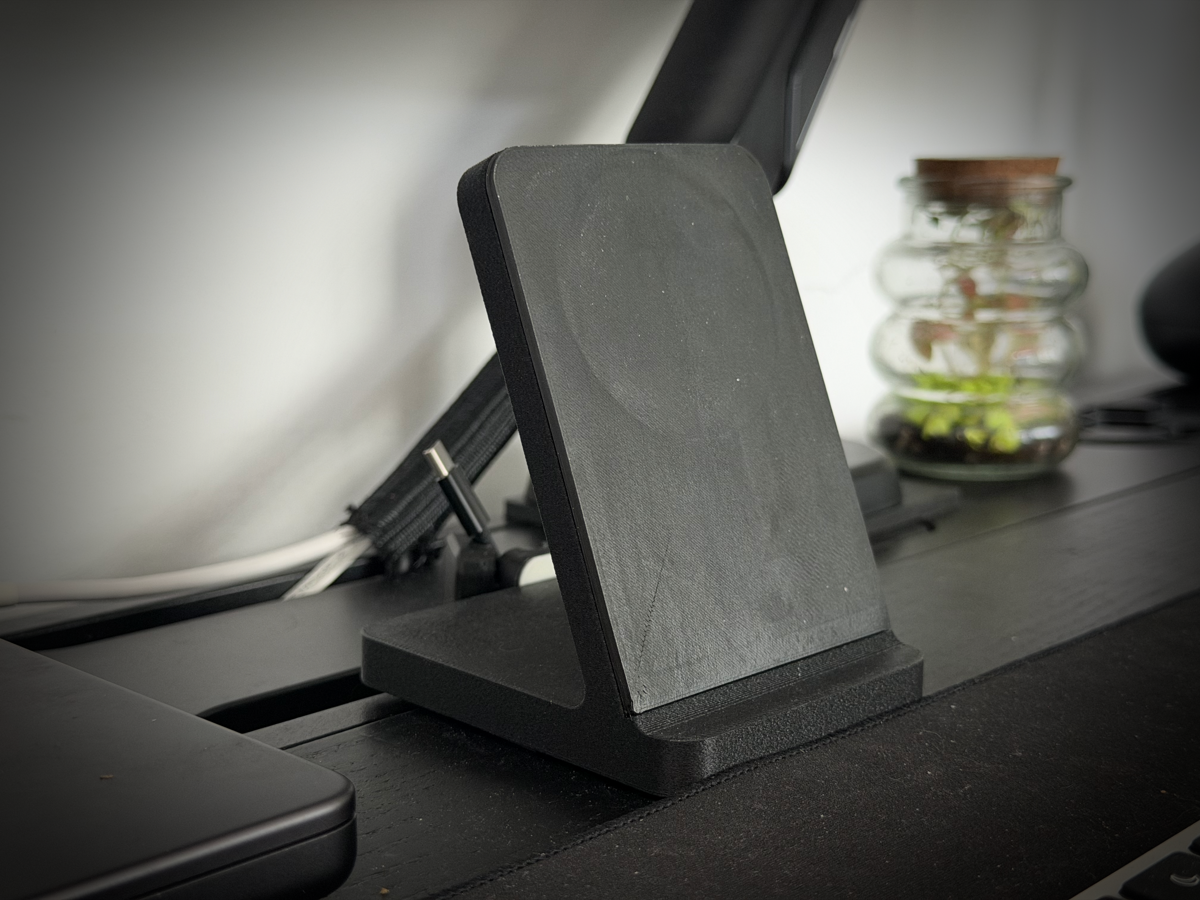 Yet Another MagSafe Desk Stand 3D model