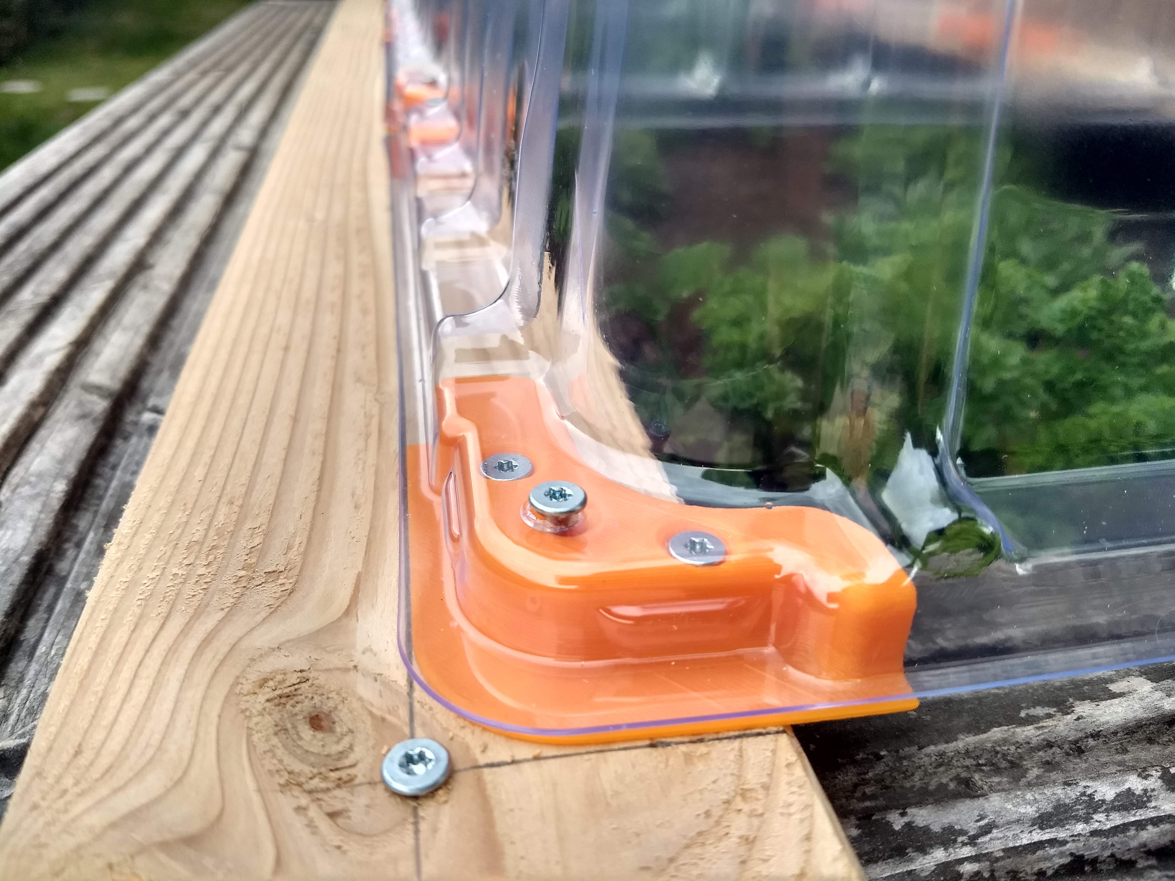 Brackets for lower cost cold frame par Widerporst | Téléchargez ...