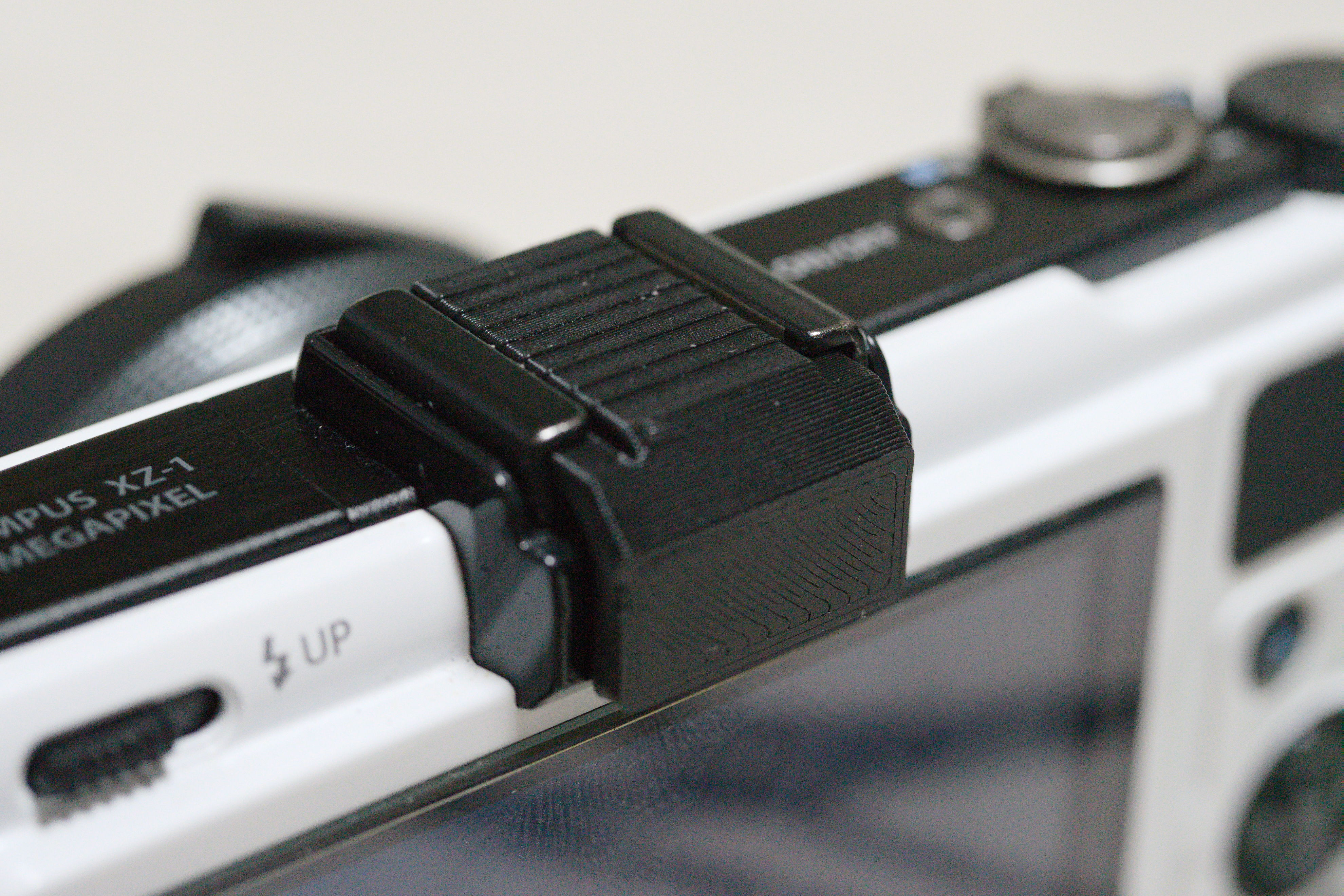 Olympus xz-1 Hot shoe cover