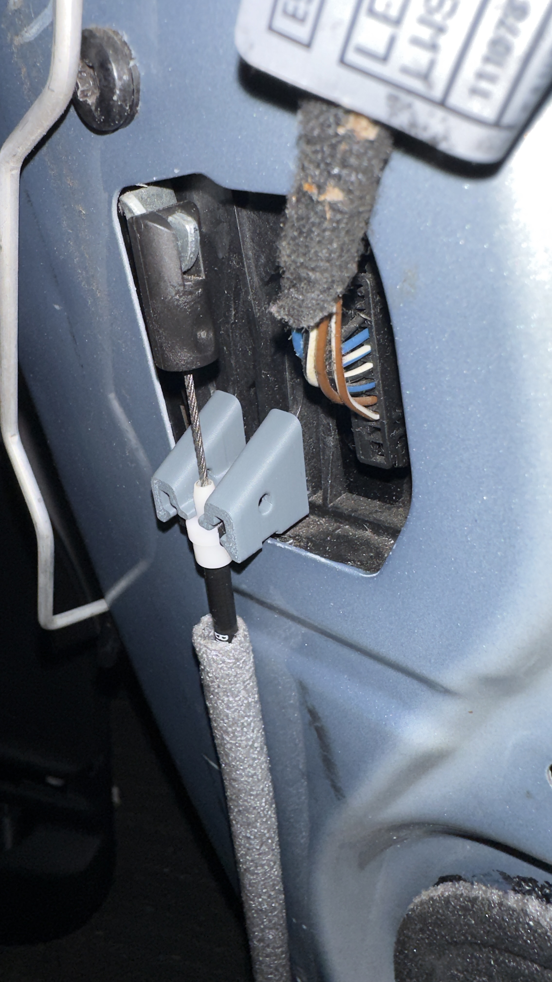 BMW Interior Door Cable Holder Fix | Naprawczy uchwyt linki klamki wewnętrznej BMW