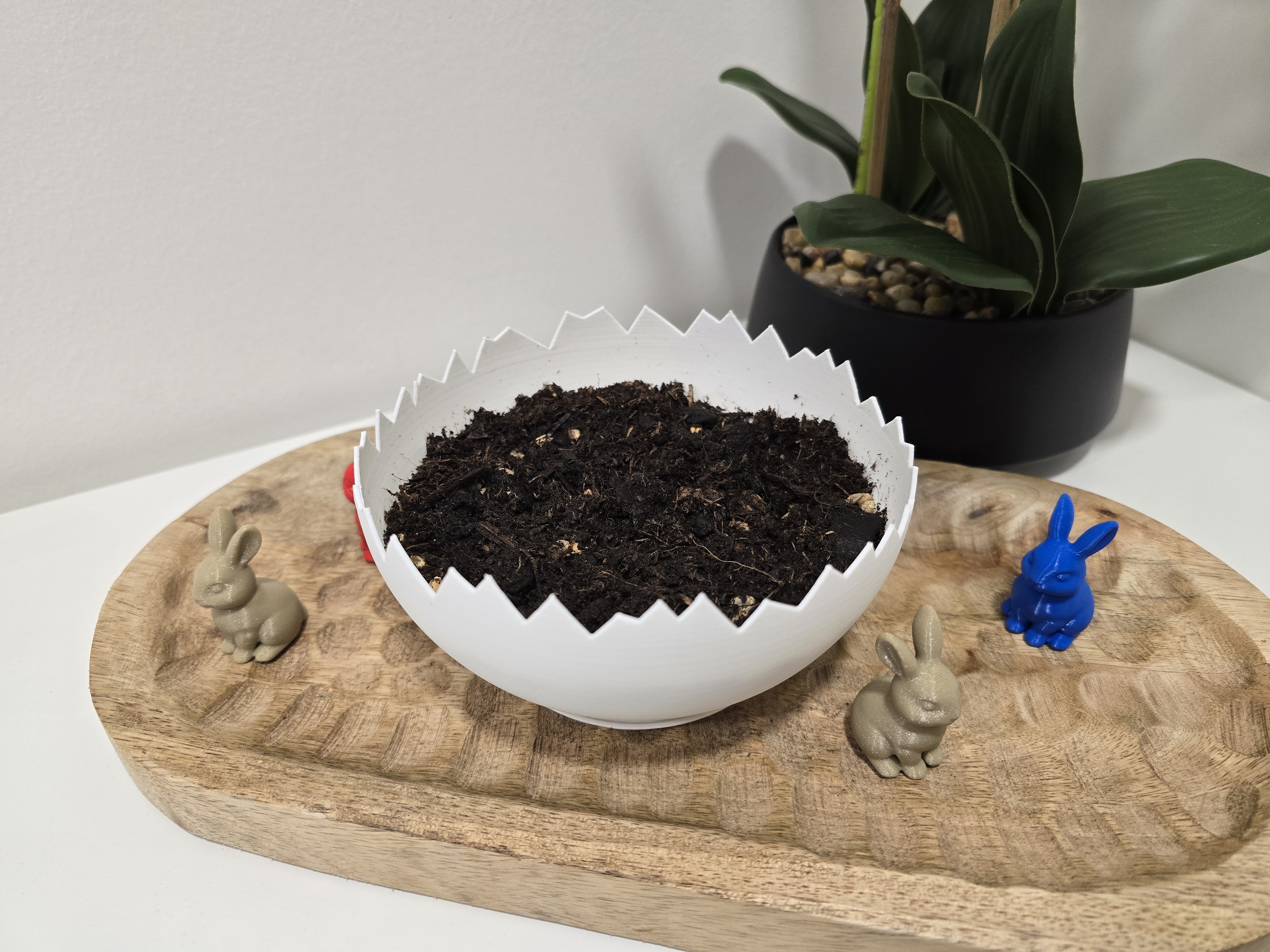 Cracked egg - easter planter — thumbnail 2