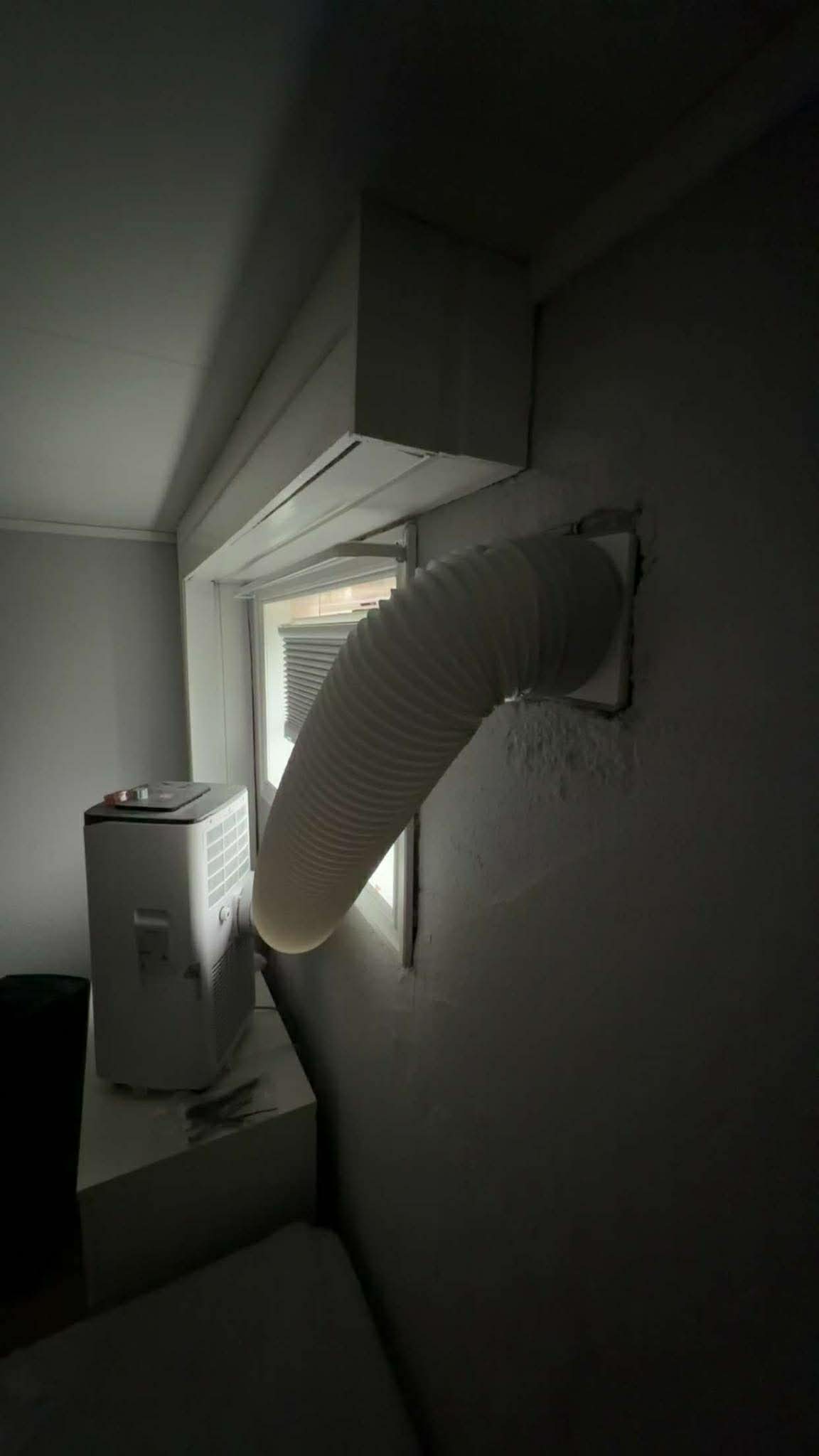 Square to Round Vent Adapter