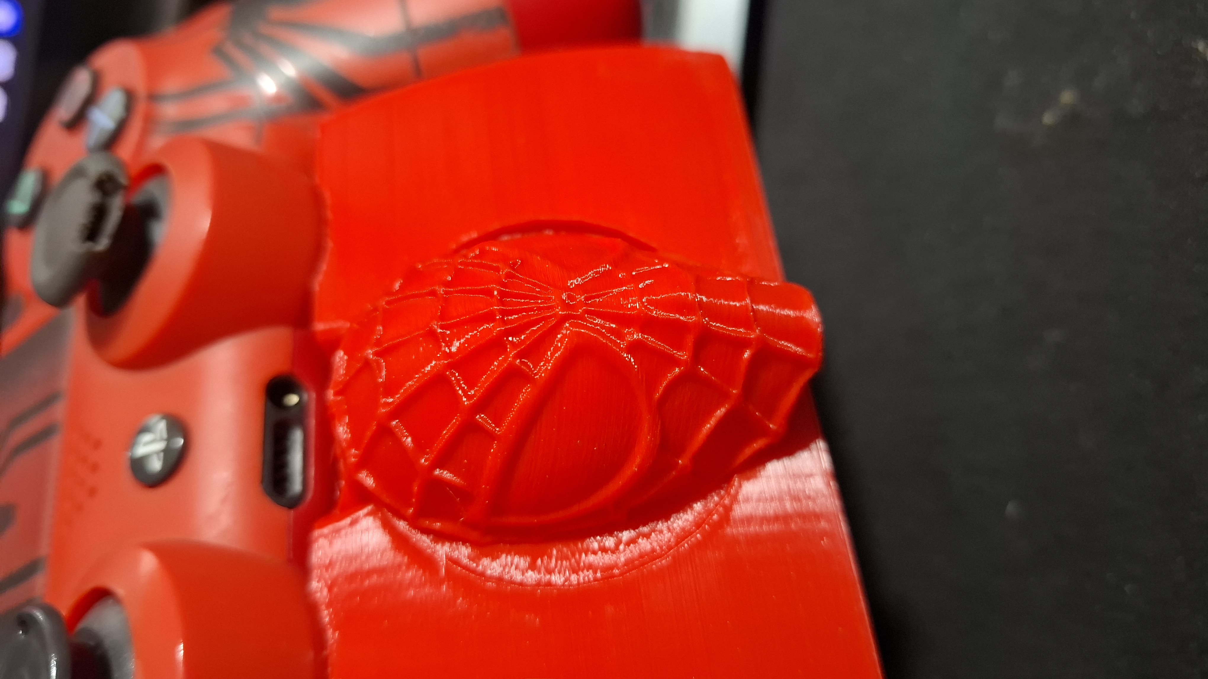 Miniatura 4 do modelo 3D PS4 SPIDER-MAN CONTROLLER SUPPORT