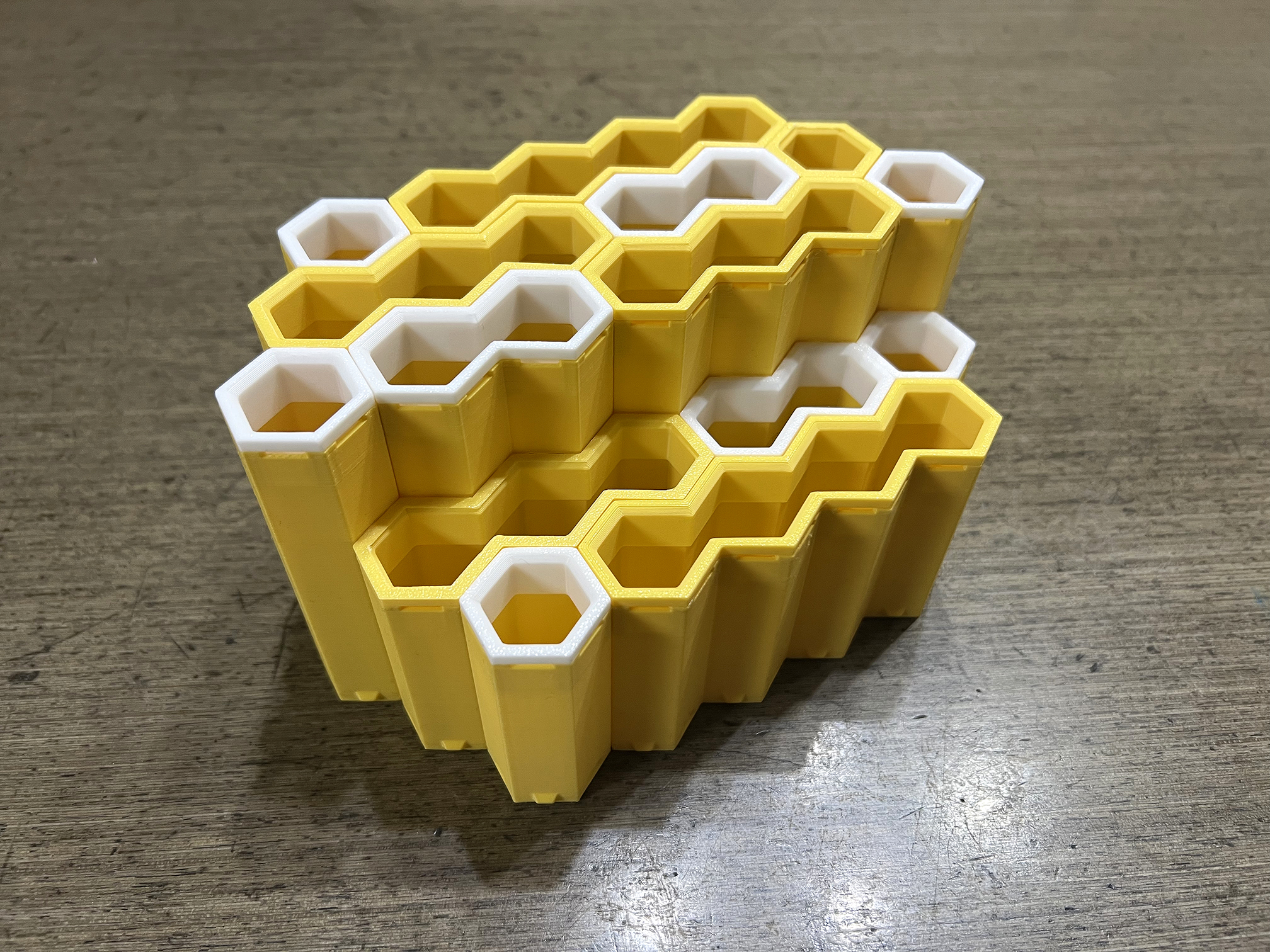 Miniatura 6 do modelo 3D Modular Hex Container