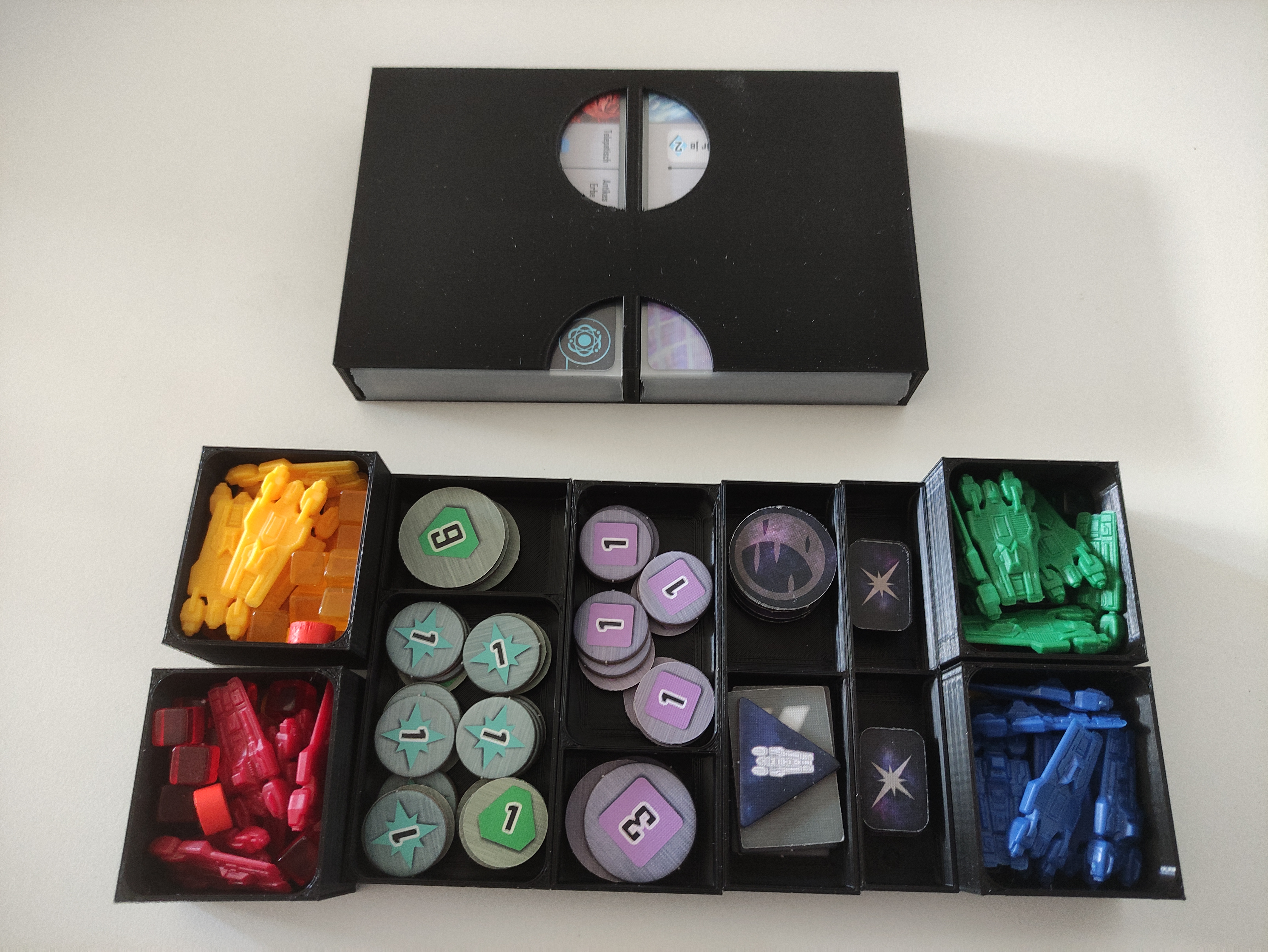 Age of Galaxy insert with support for sleeved cards