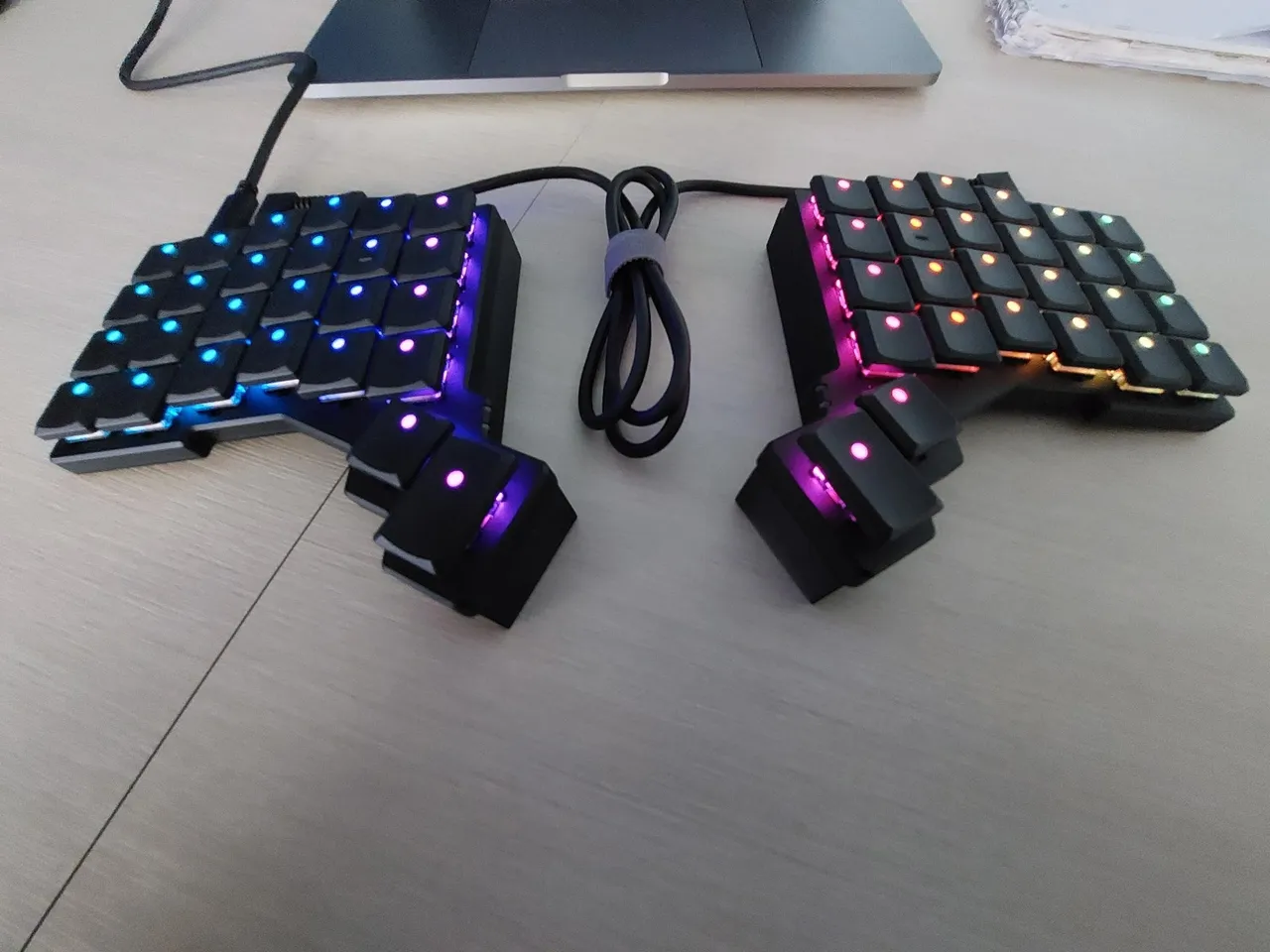 ZSA Voyager マグネット式三脚マウント+UTEBIT クリップ 雲台 ZSA