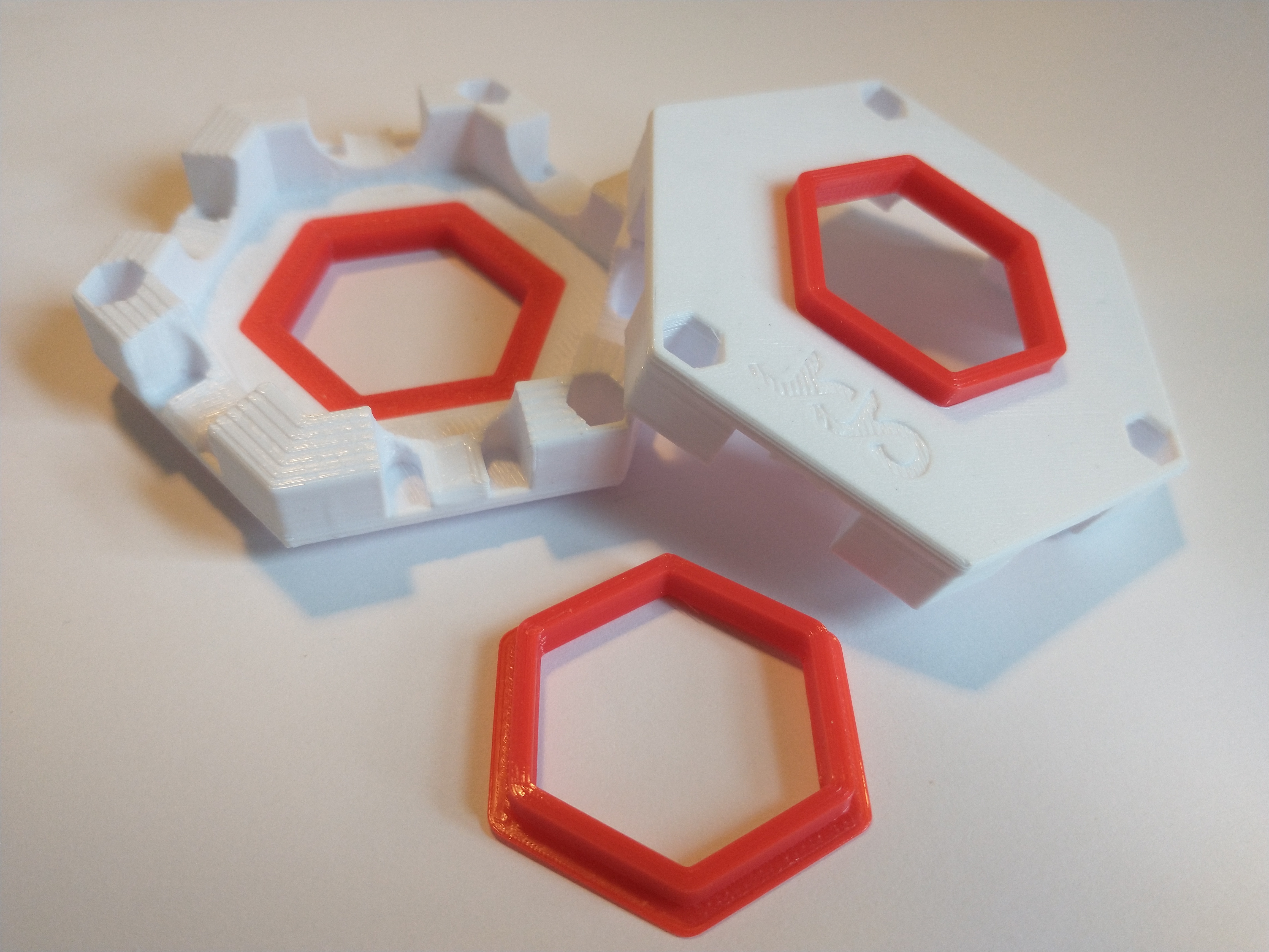 Gravitrax basic tile snap connector