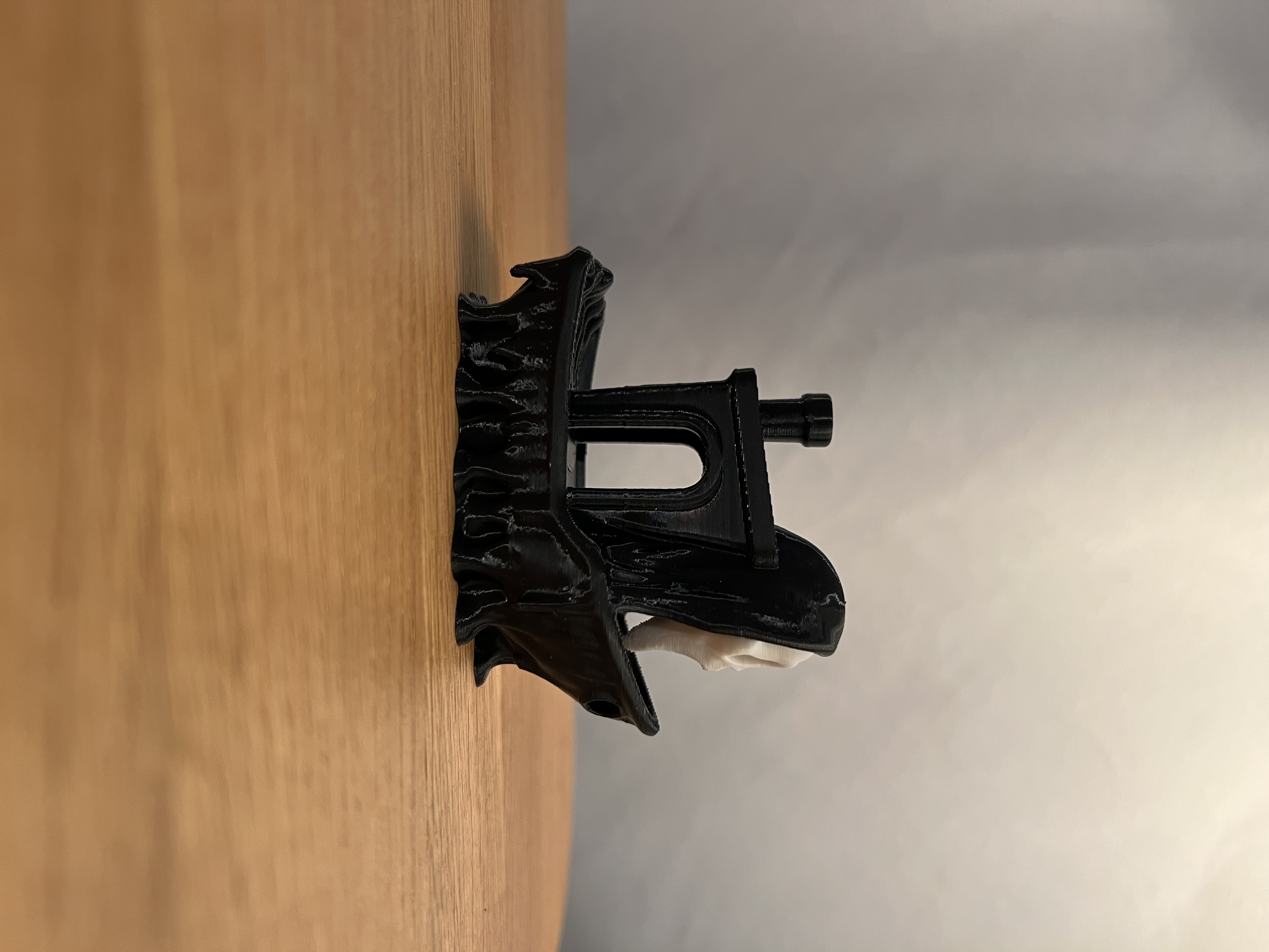 Creepy Benchy — miniatura 2