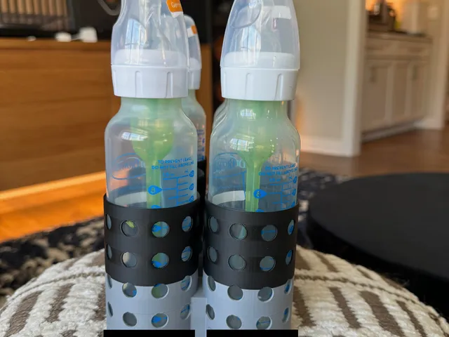 Dr Browns Brown 8 oz 6-pack Baby Bottle Holder