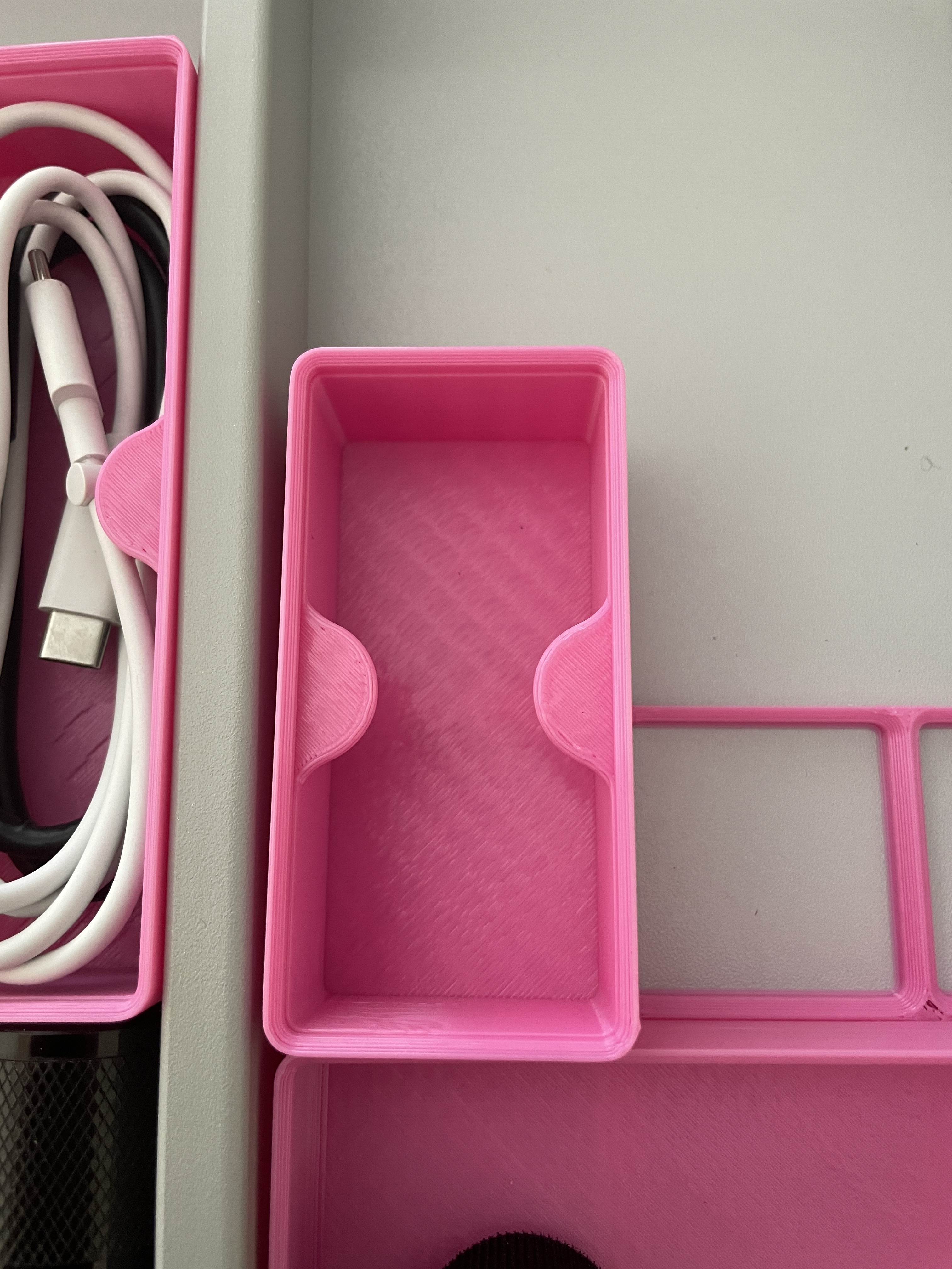 Gridfinity cable holder 1x2